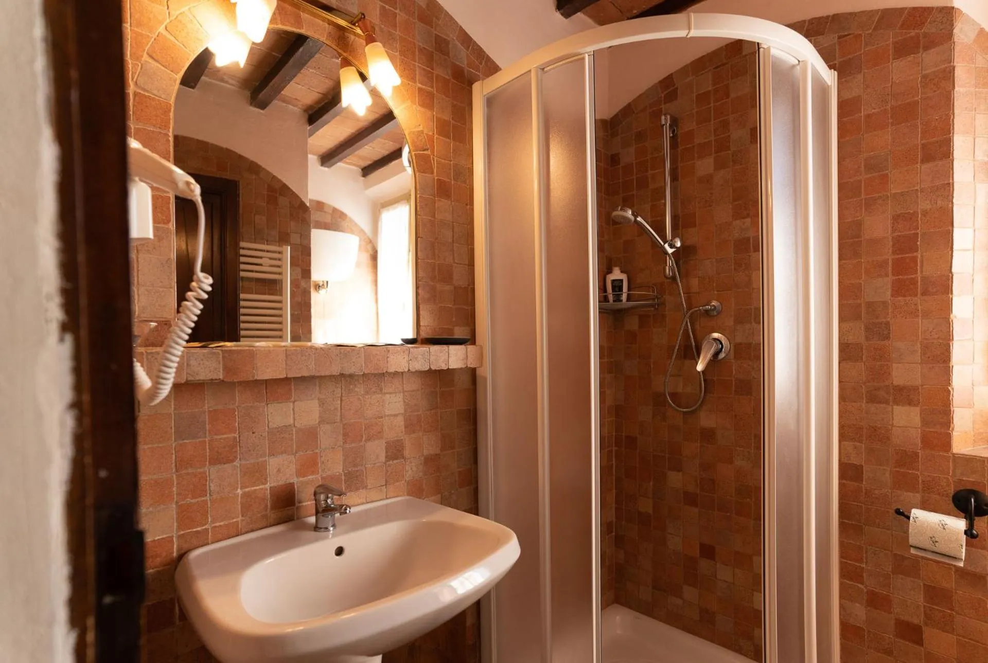 Bathroom in Borgo San Lorenzo a Linari