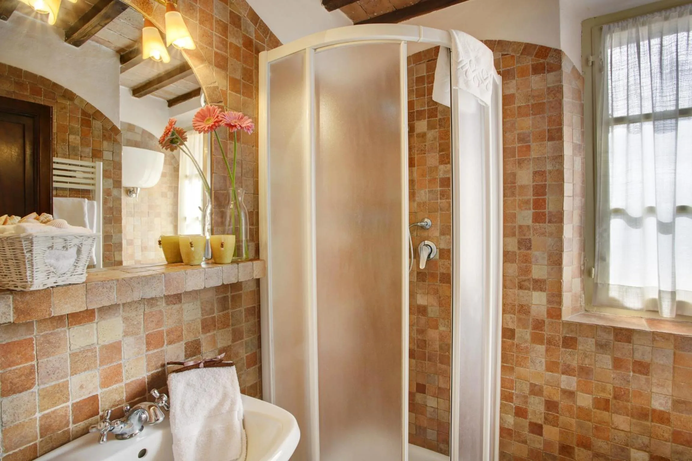 Bathroom in Borgo San Lorenzo a Linari
