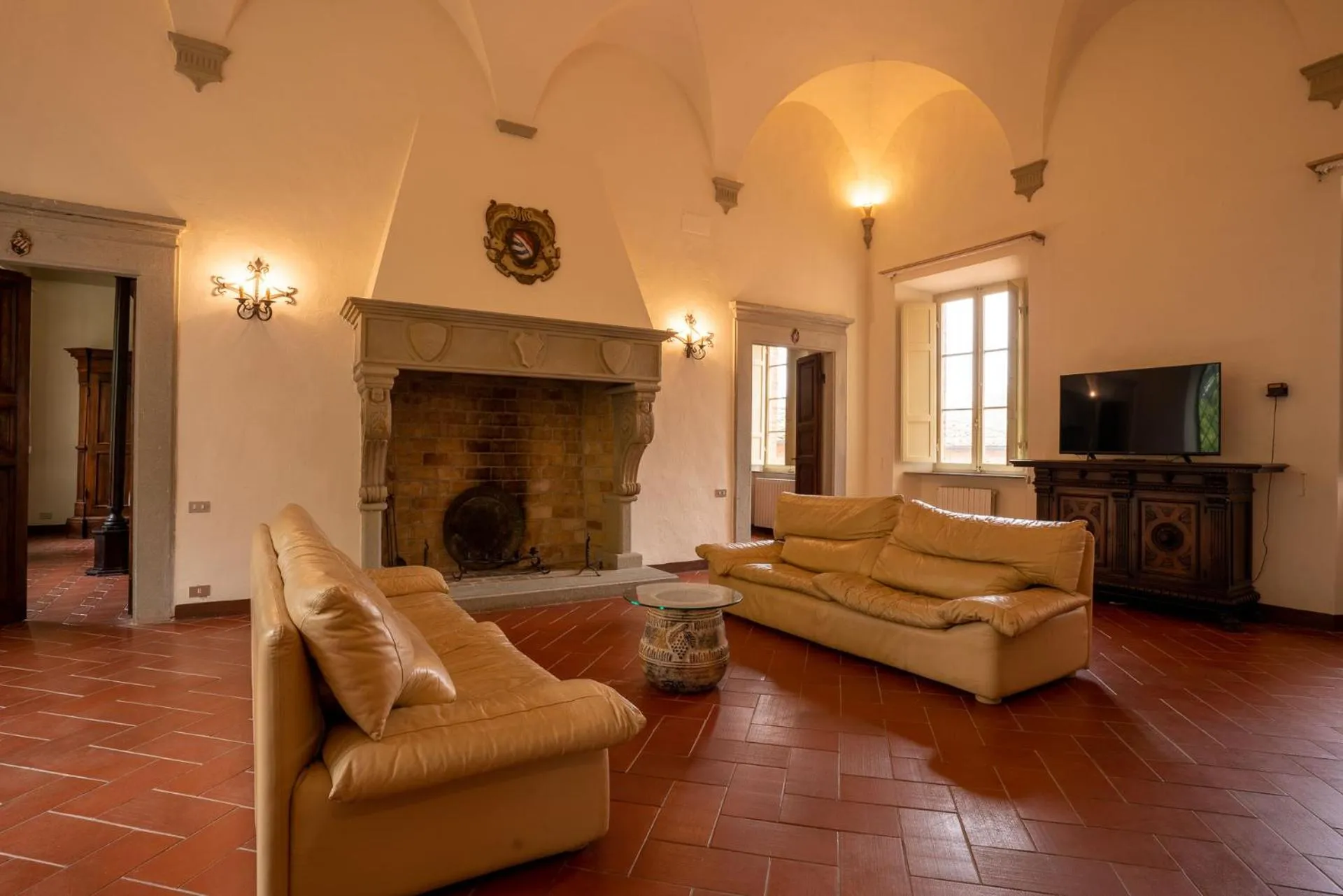 TV and multimedia in Borgo San Lorenzo a Linari