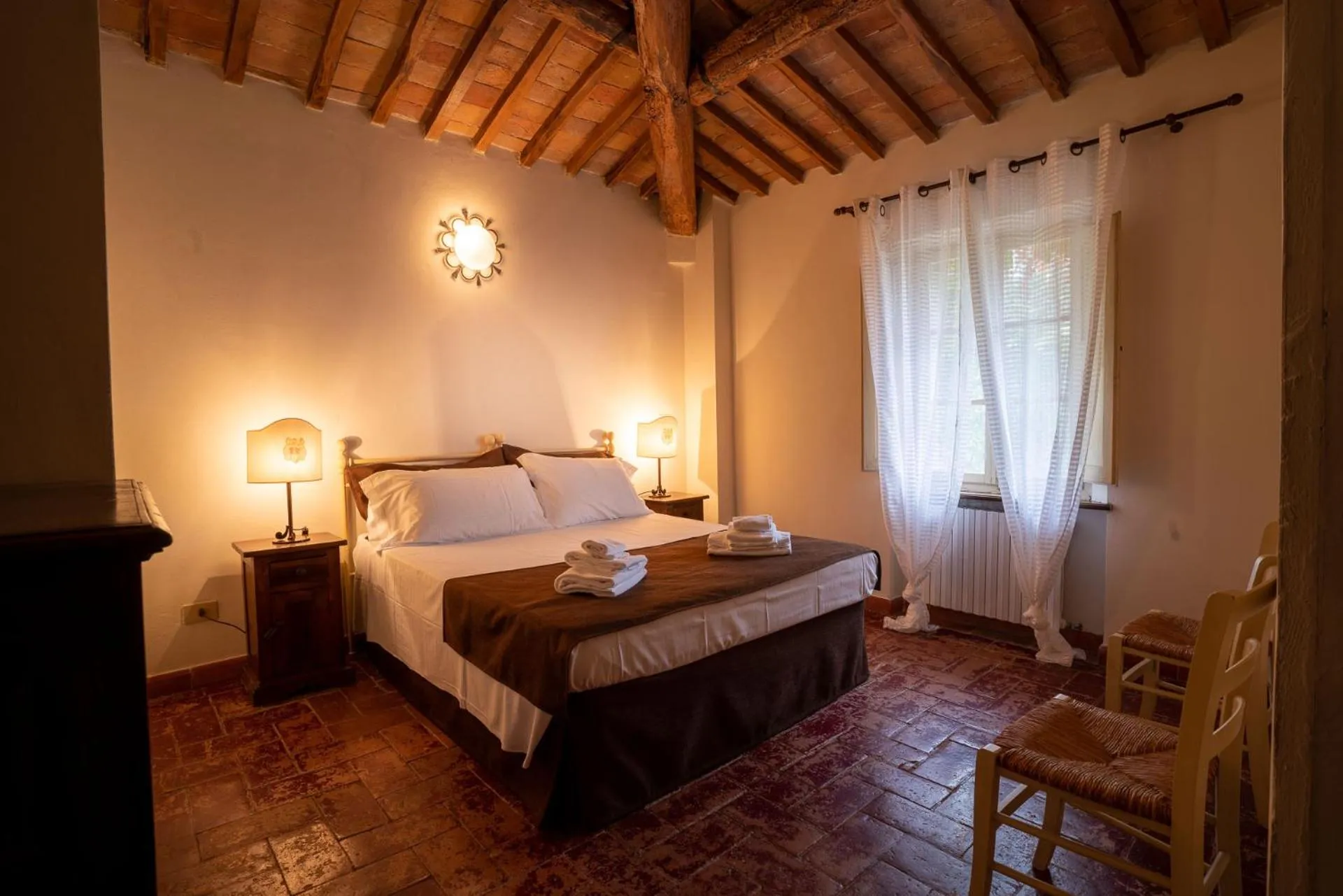 Bedroom in Borgo San Lorenzo a Linari