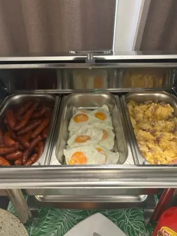 Buffet breakfast in Hotel Pacific