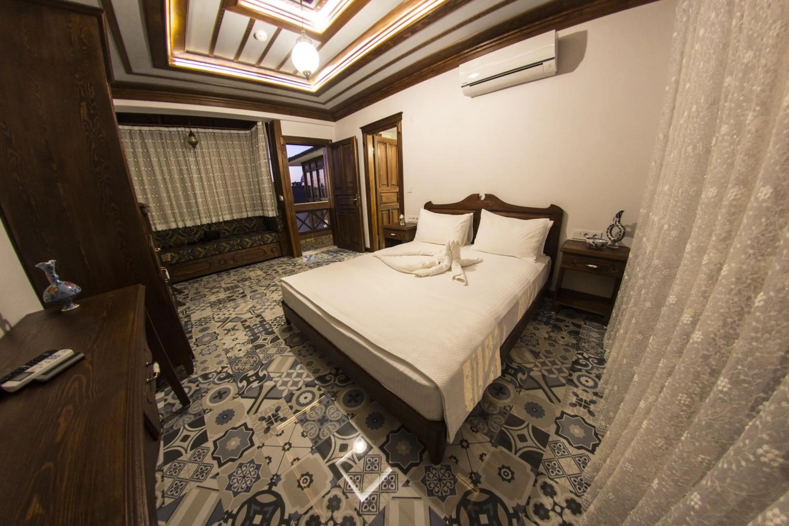 Photo of the whole room in Hotel Mary's House