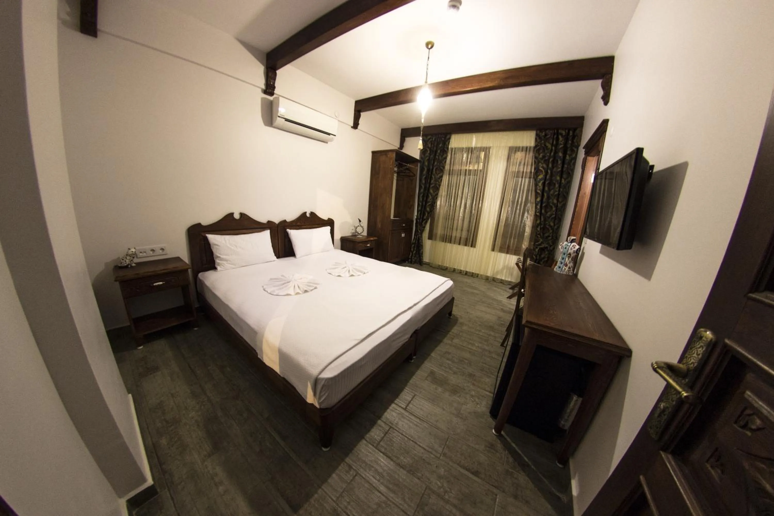 Photo of the whole room in Hotel Mary's House