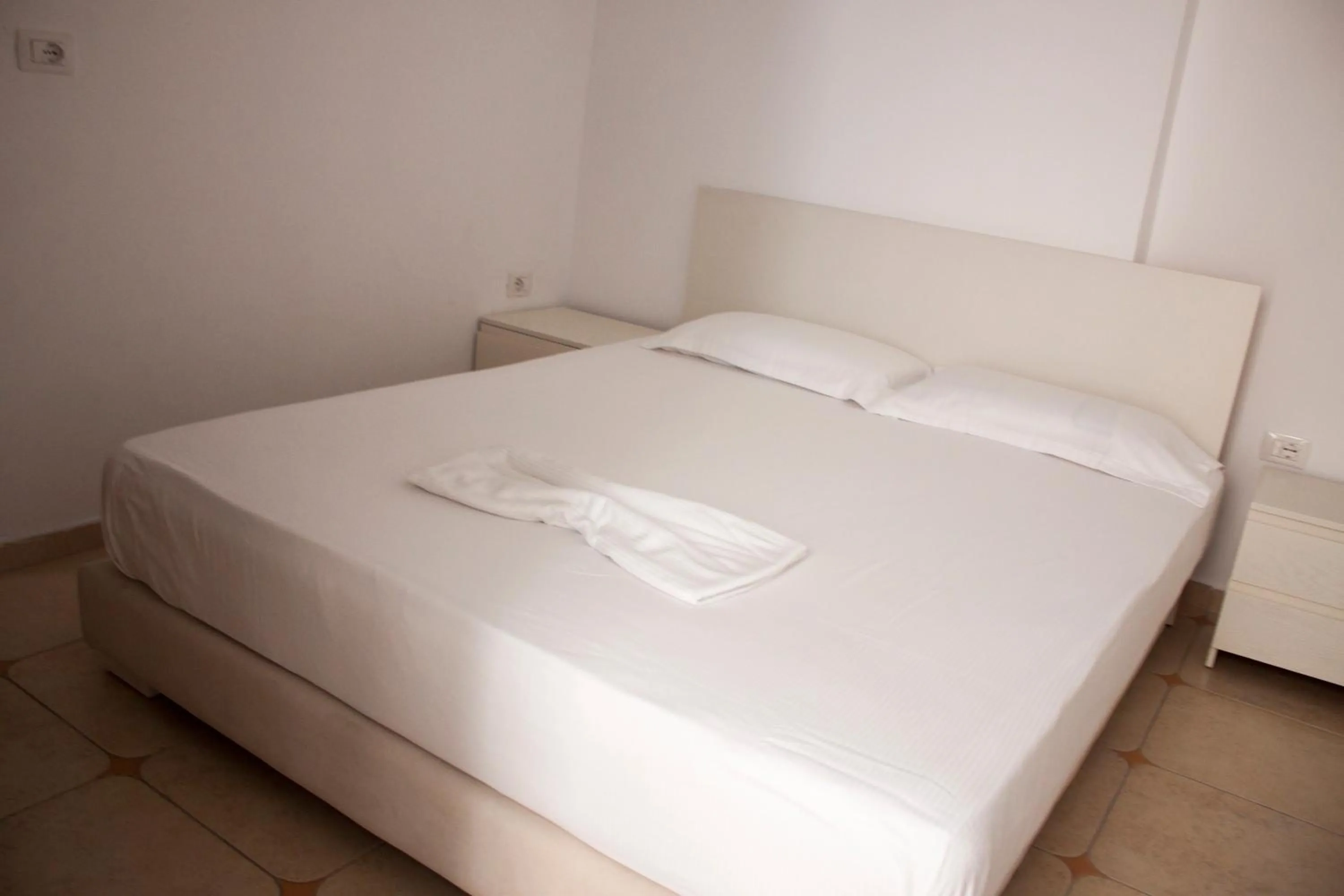 Bedroom, Bed in Villa 151