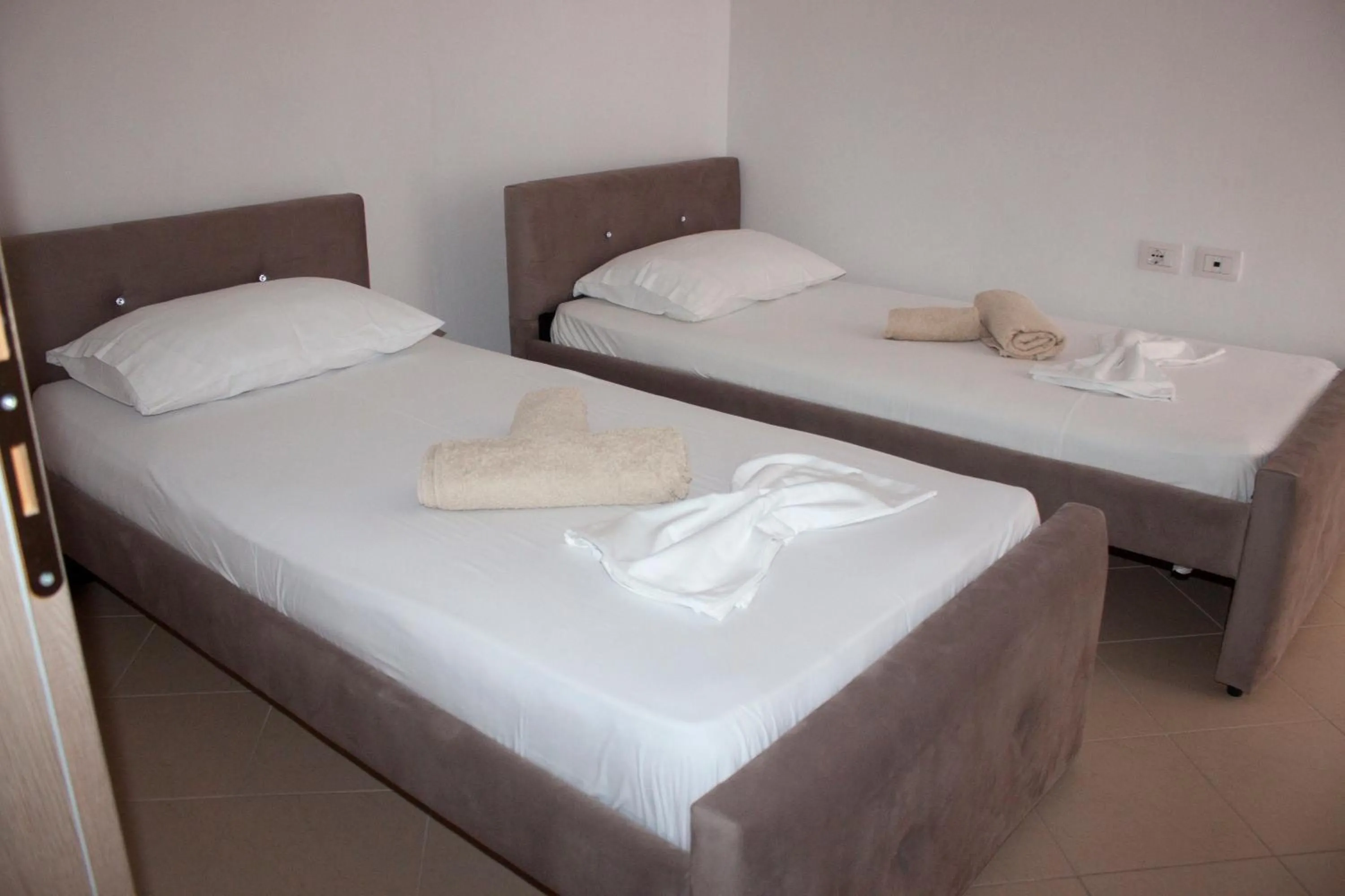 Bedroom, Bed in Villa 151