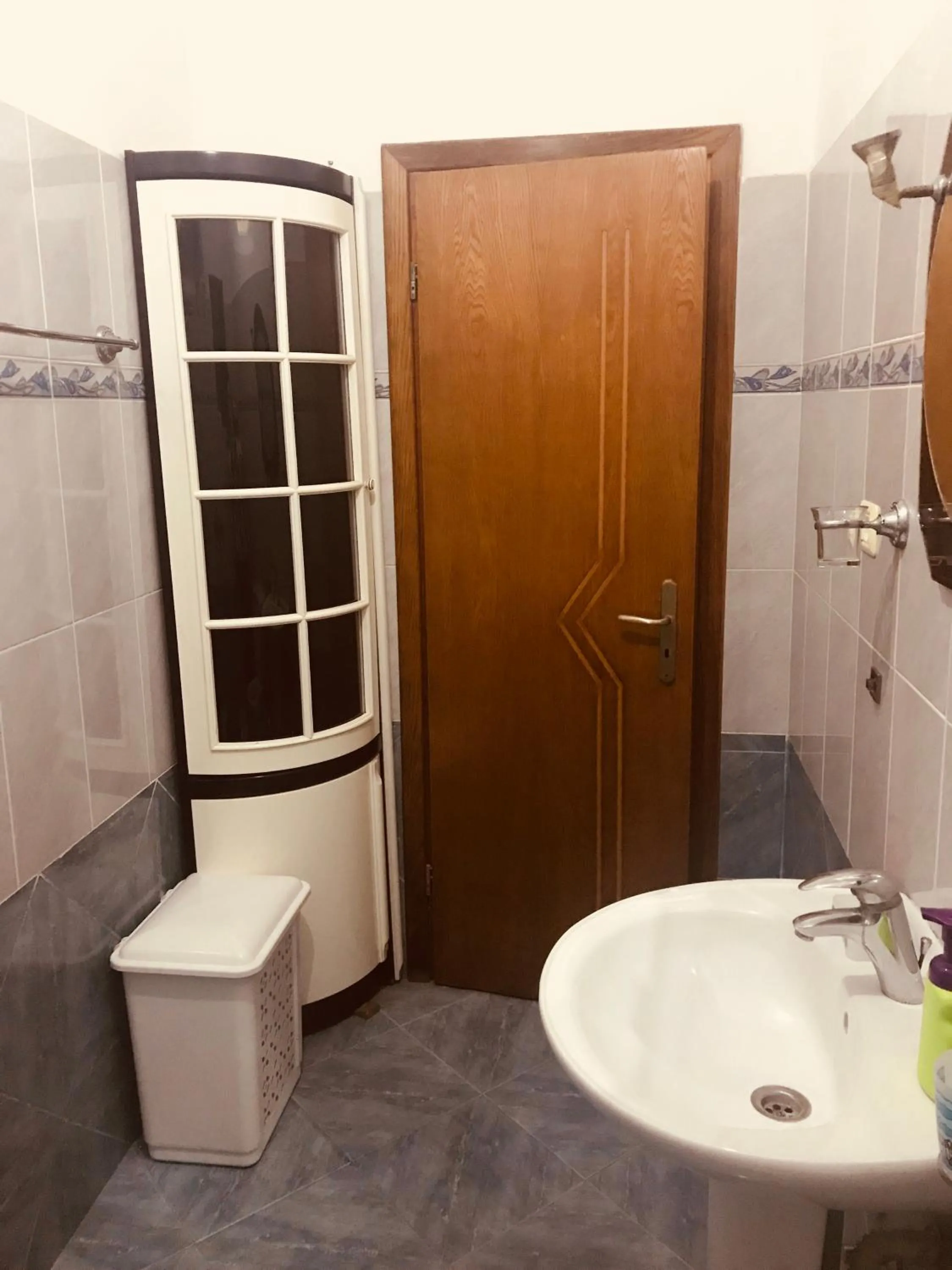 Shower in Villa 151