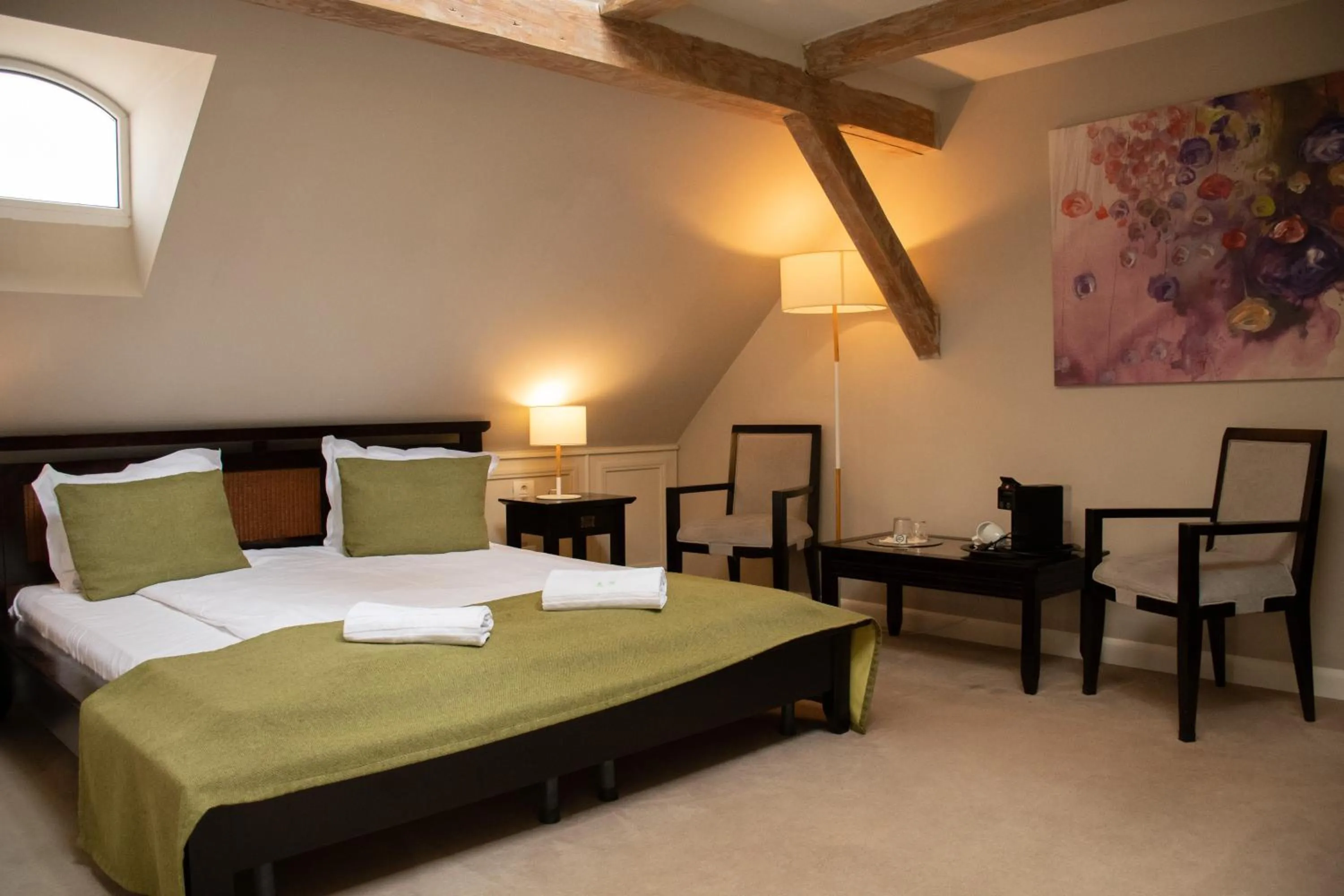 Bedroom, Bed in Hirscher Loft