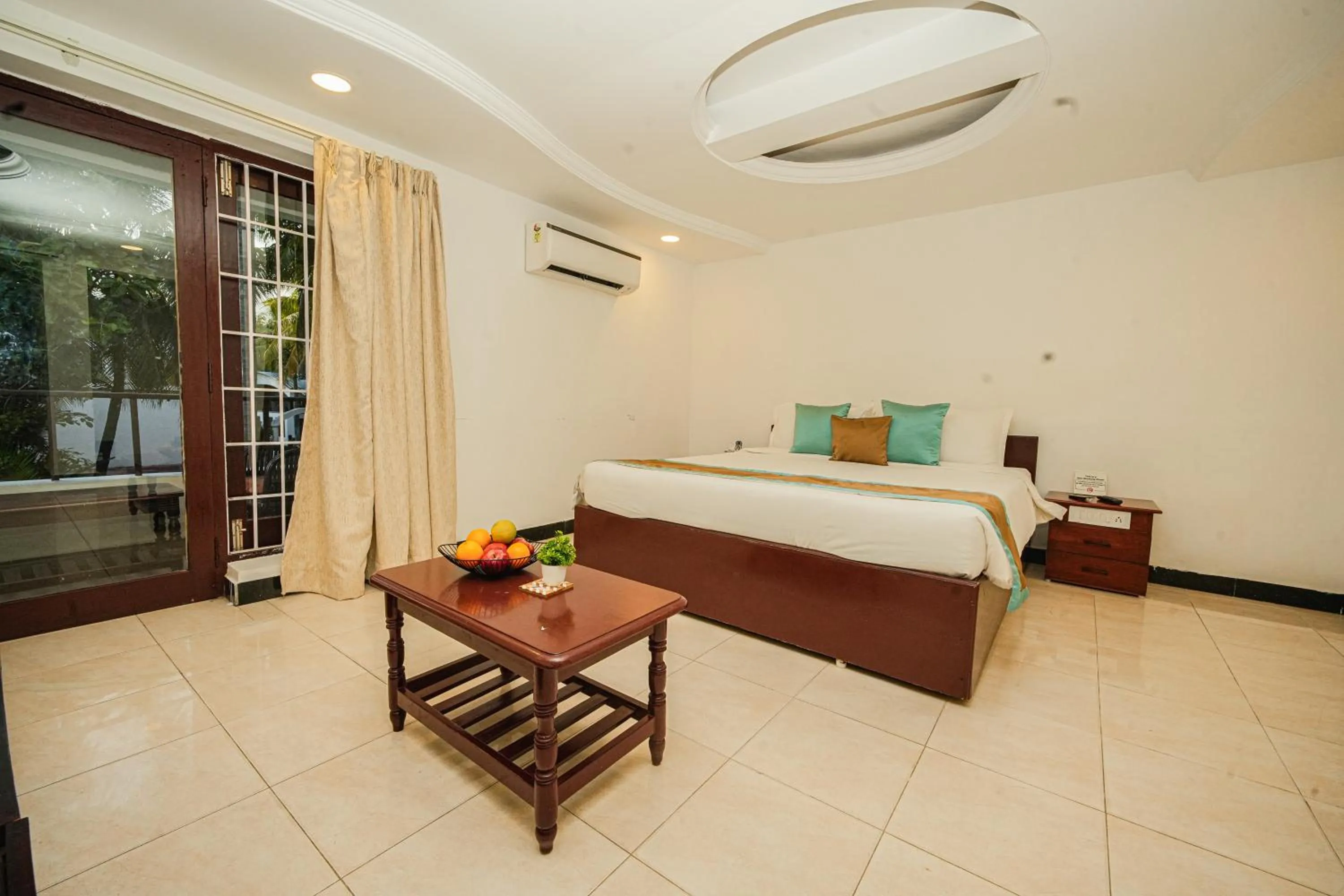 Bed in Shelter Beach Resort