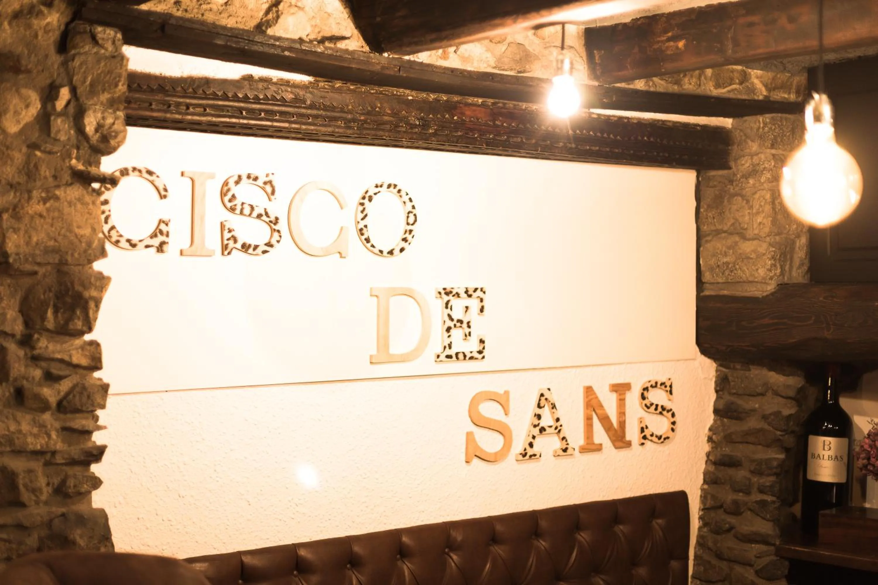 Property logo or sign in Hostal Cisco de Sans