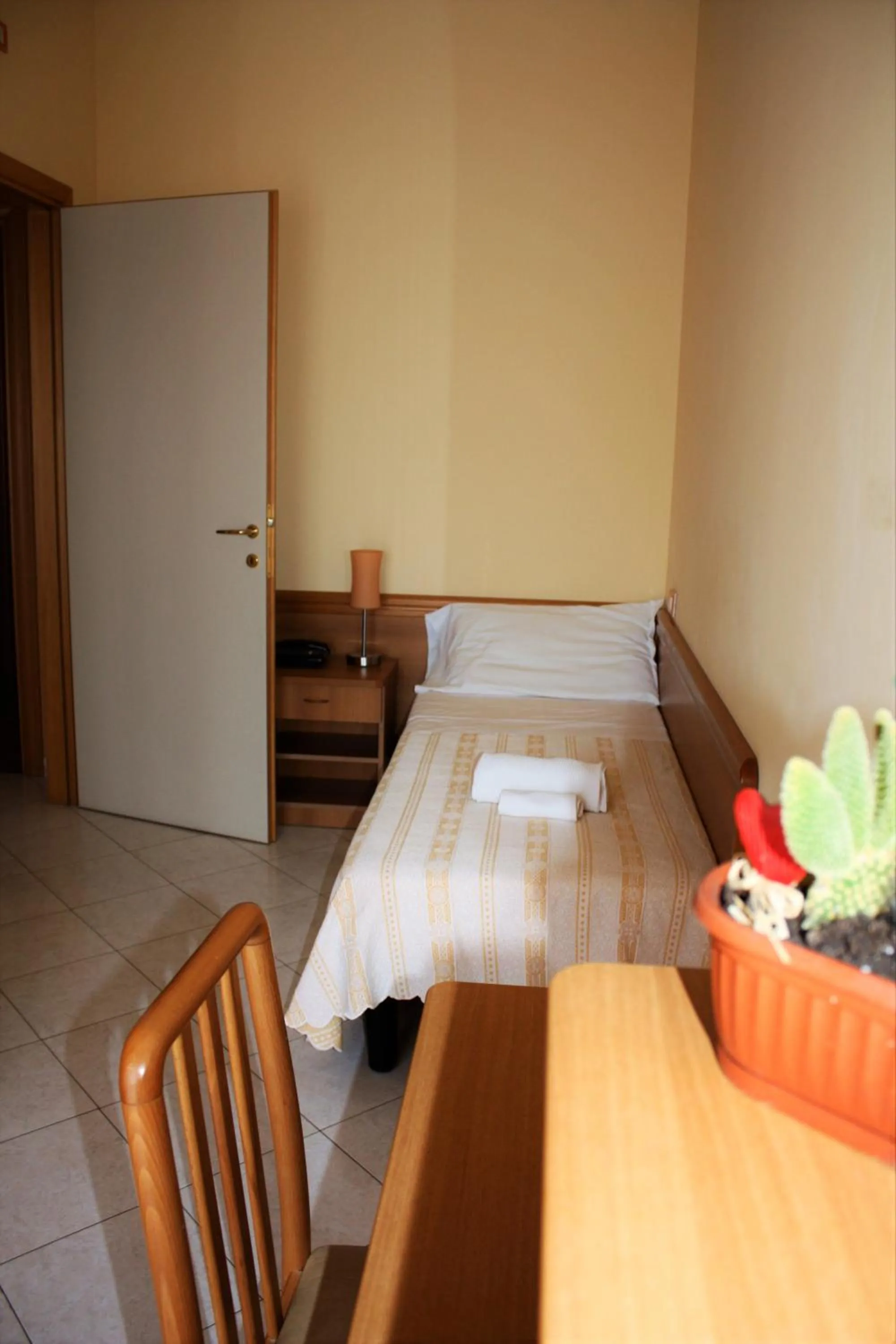 Decorative detail, Bed in Hotel San Giorgio