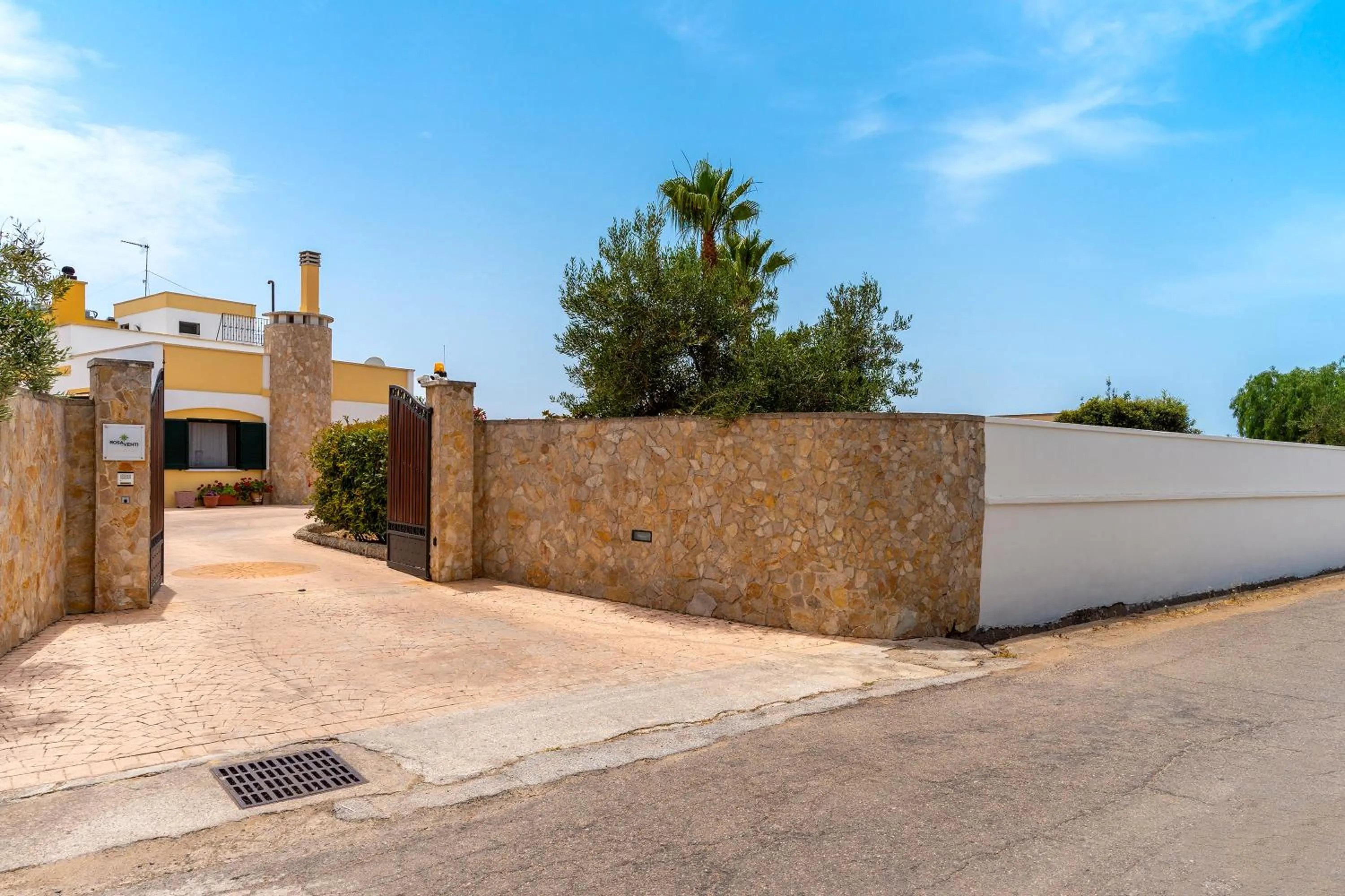 Property building in B&B Rosa Dei Venti