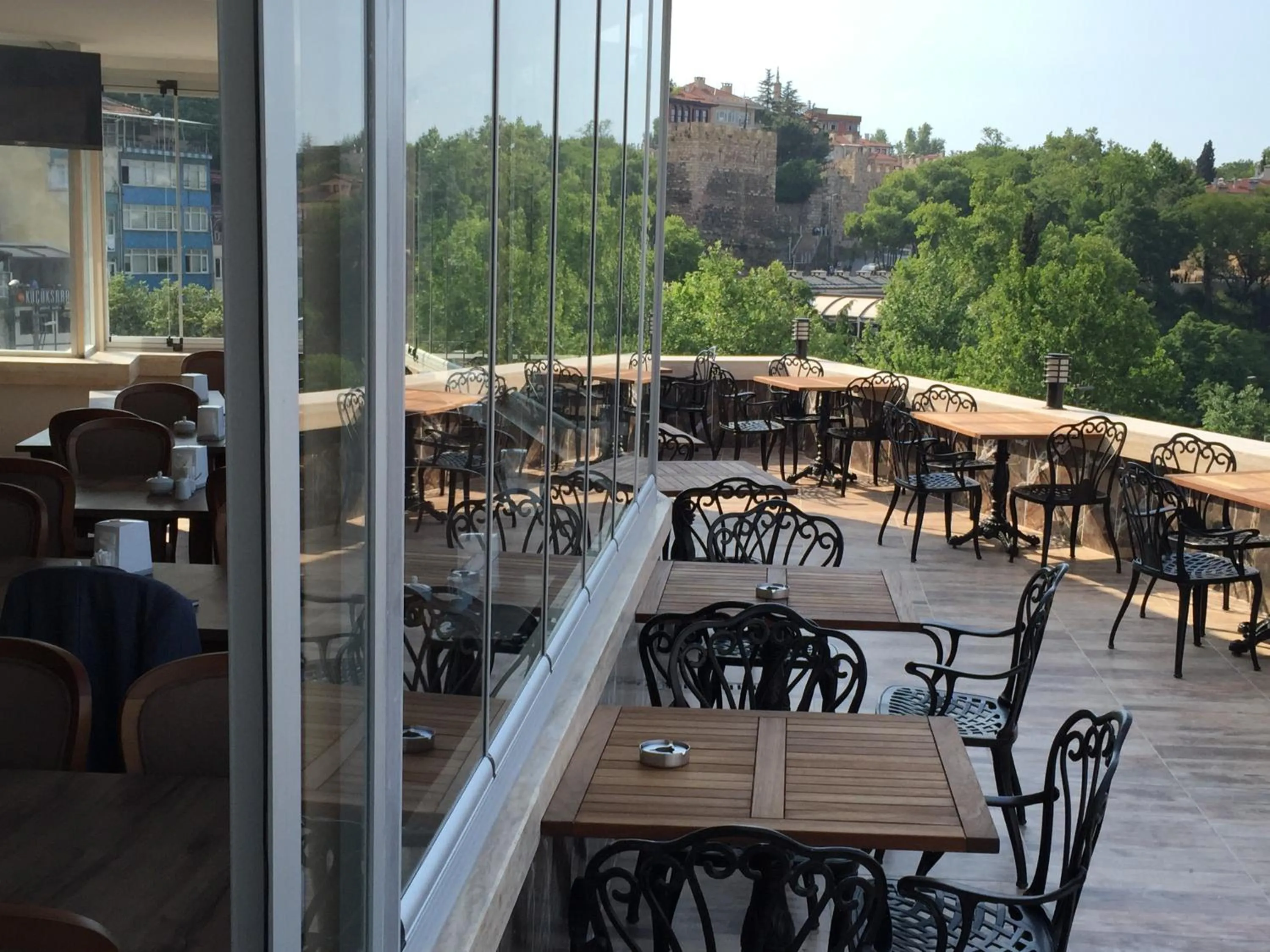 Balcony/Terrace in Waha Hotel