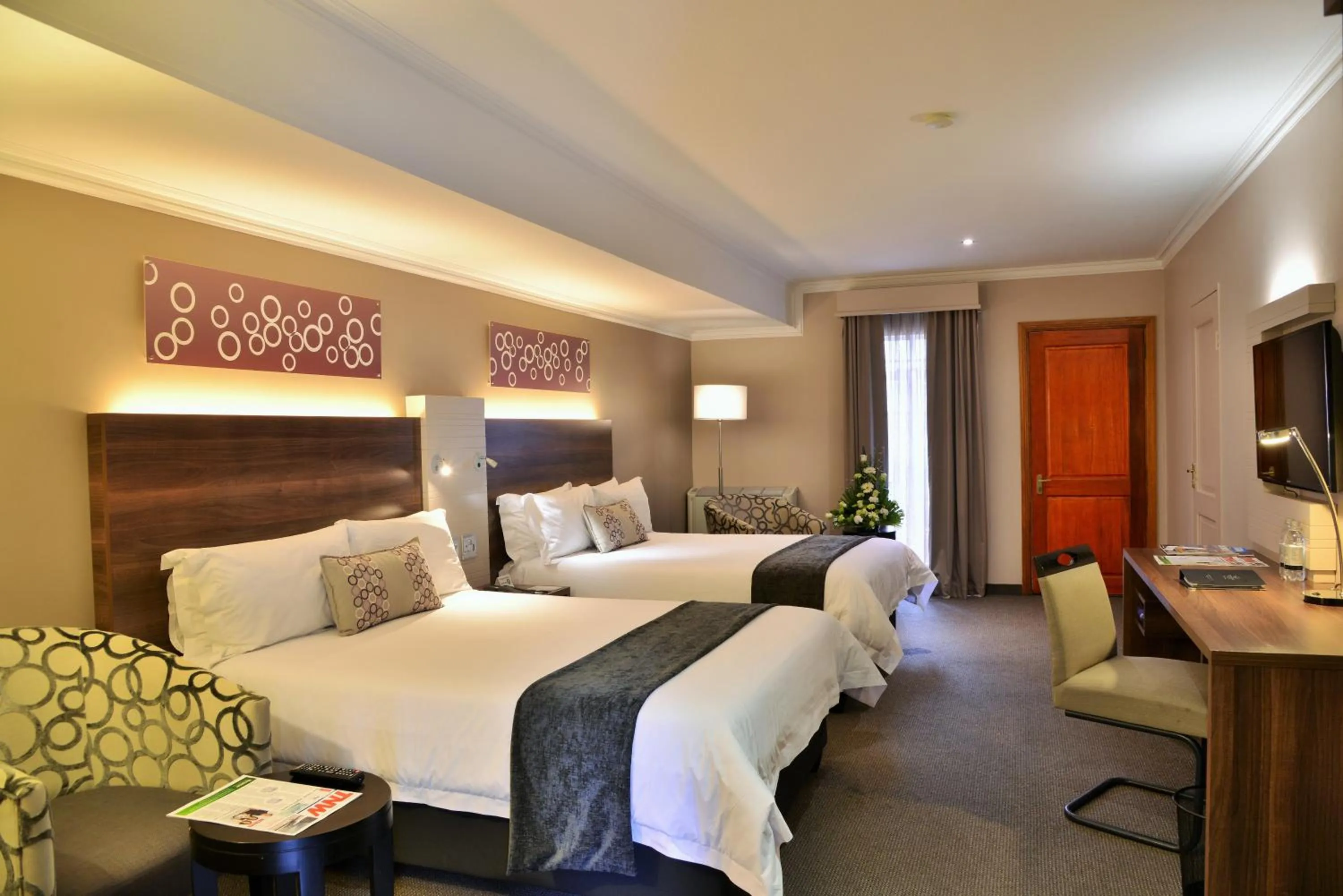 Photo of the whole room, Bed in Birchwood Hotel and OR Tambo Conference Centre