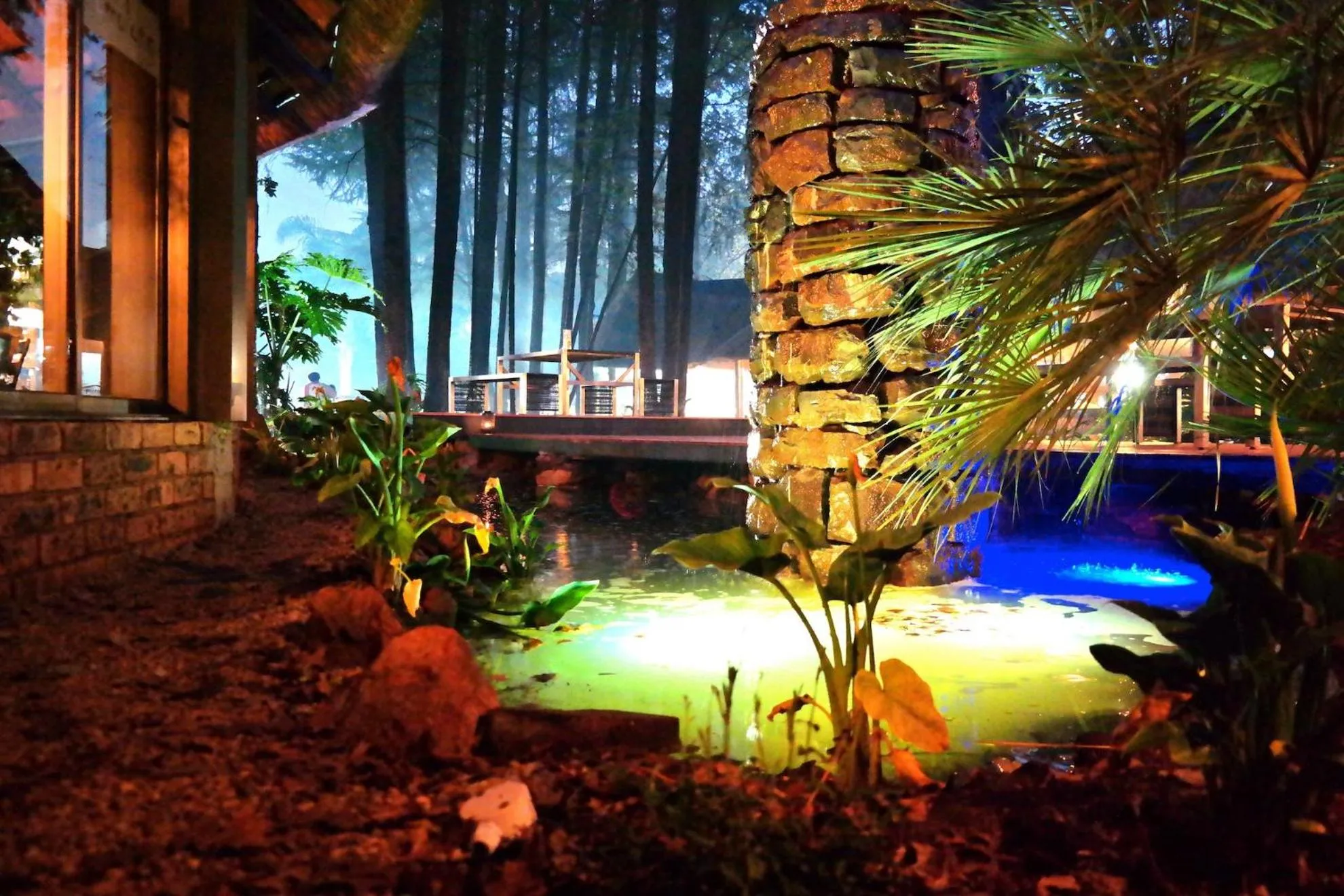 Restaurant/places to eat in Birchwood Hotel and OR Tambo Conference Centre