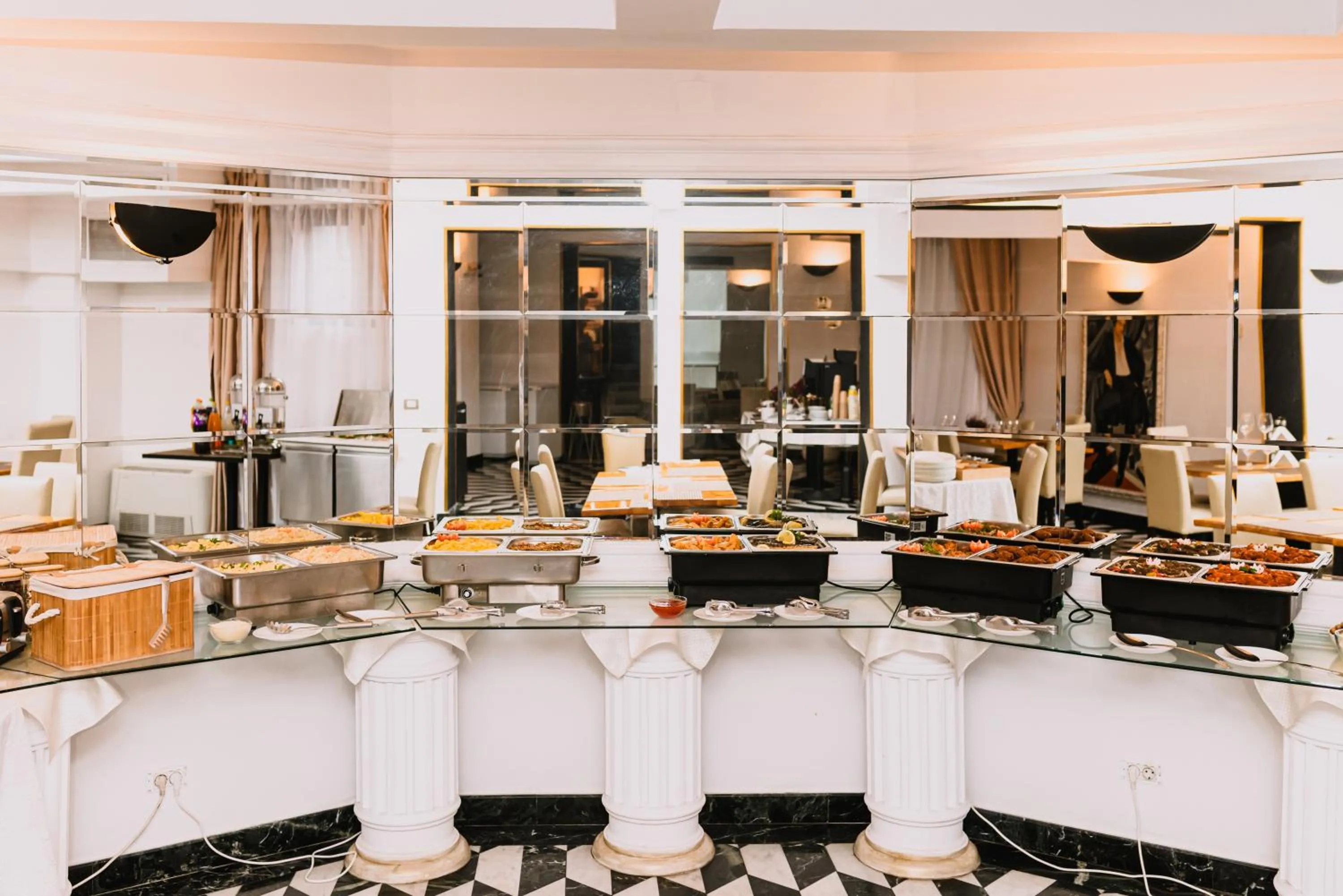 Banquet/Function facilities in Vigo Hotel