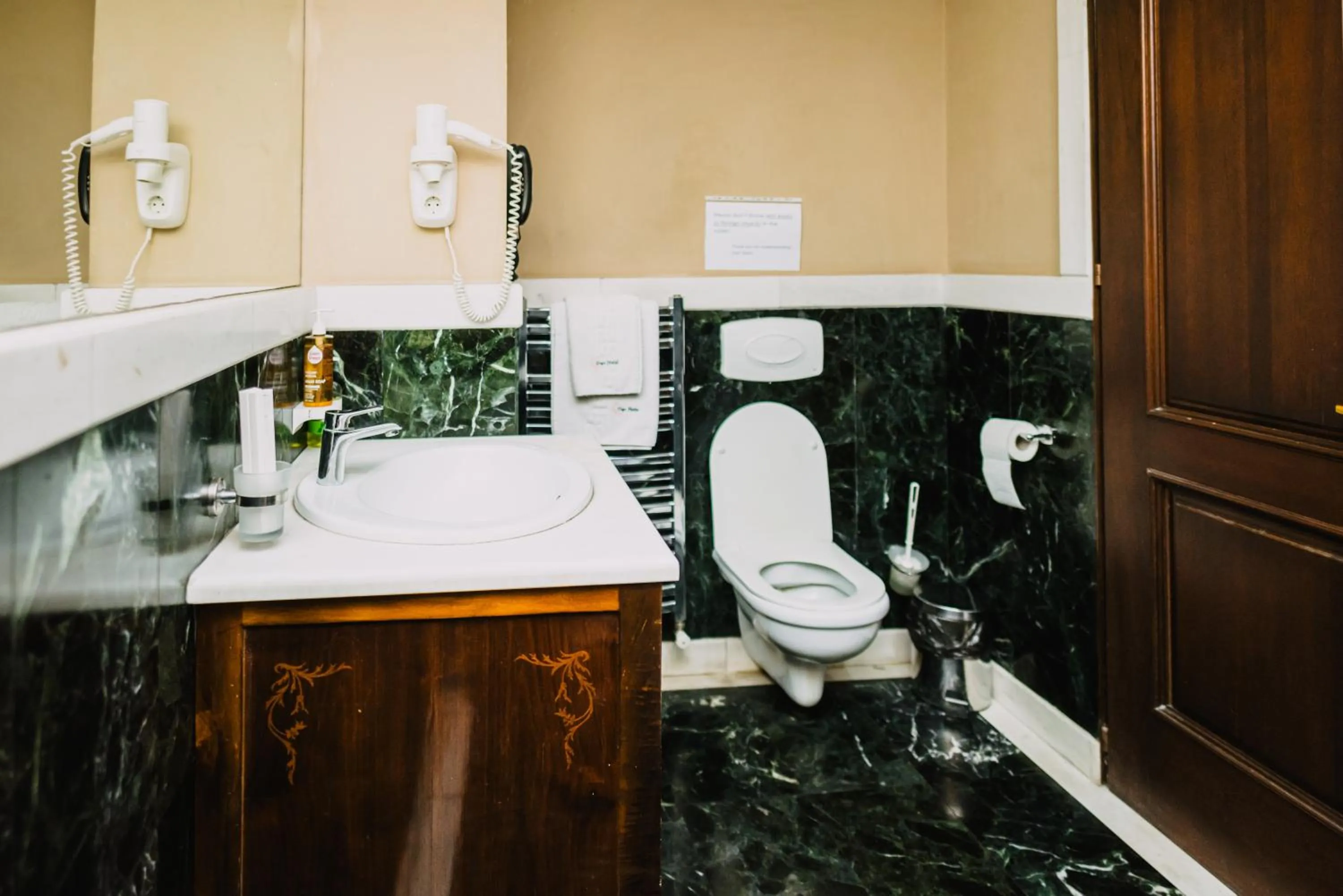 Bathroom in Vigo Hotel