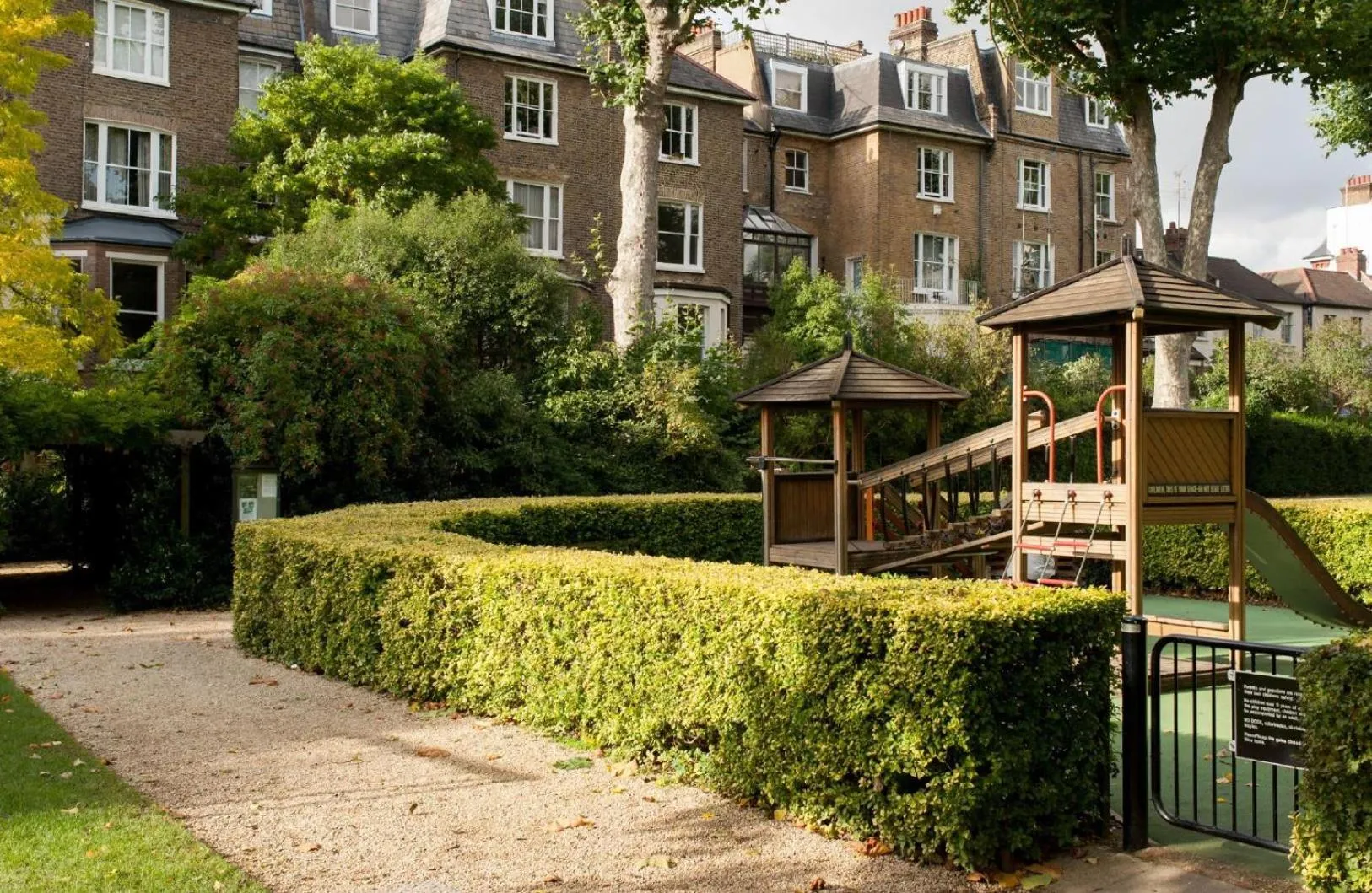 Garden in Europa House Apartments