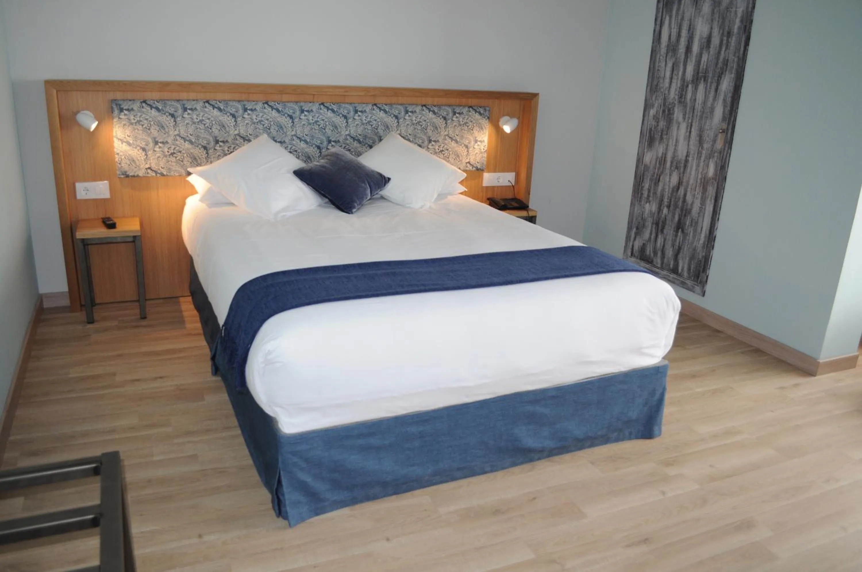 Bed in Hotel Celanova