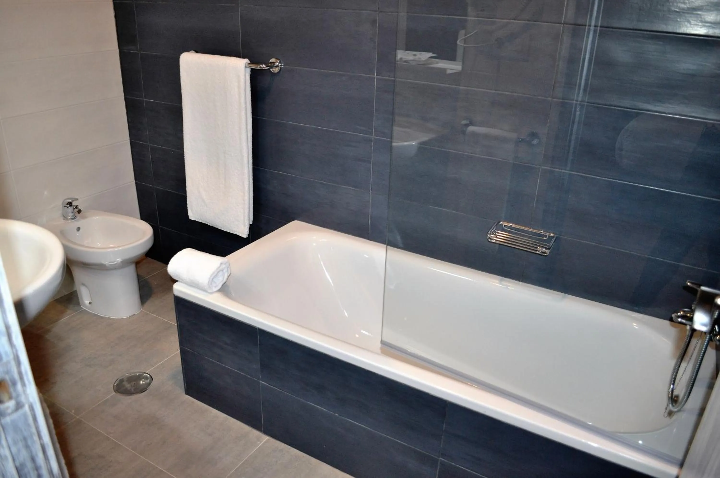 Bathroom in Hotel Celanova