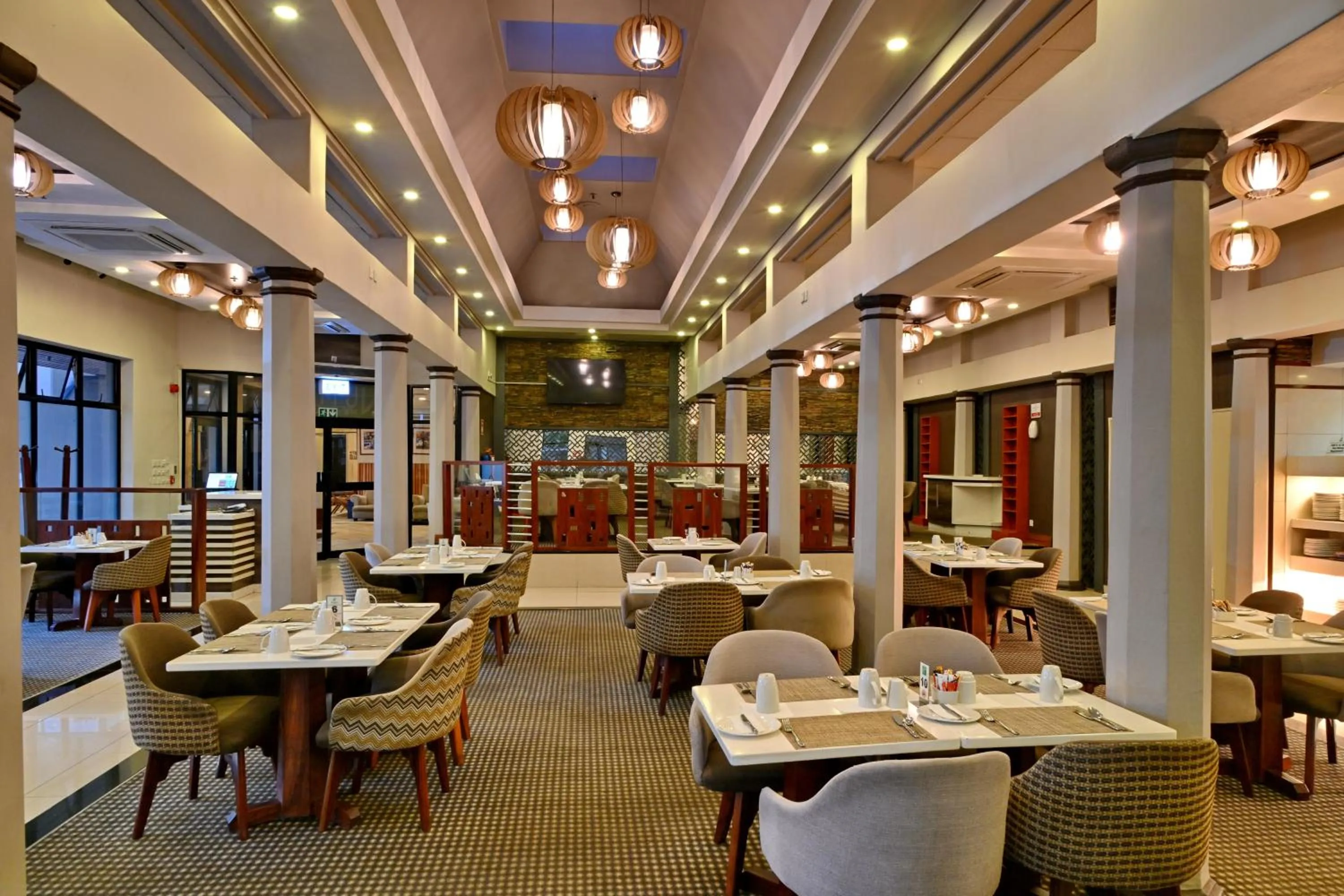 Restaurant/places to eat in Holiday Inn - Harare by IHG