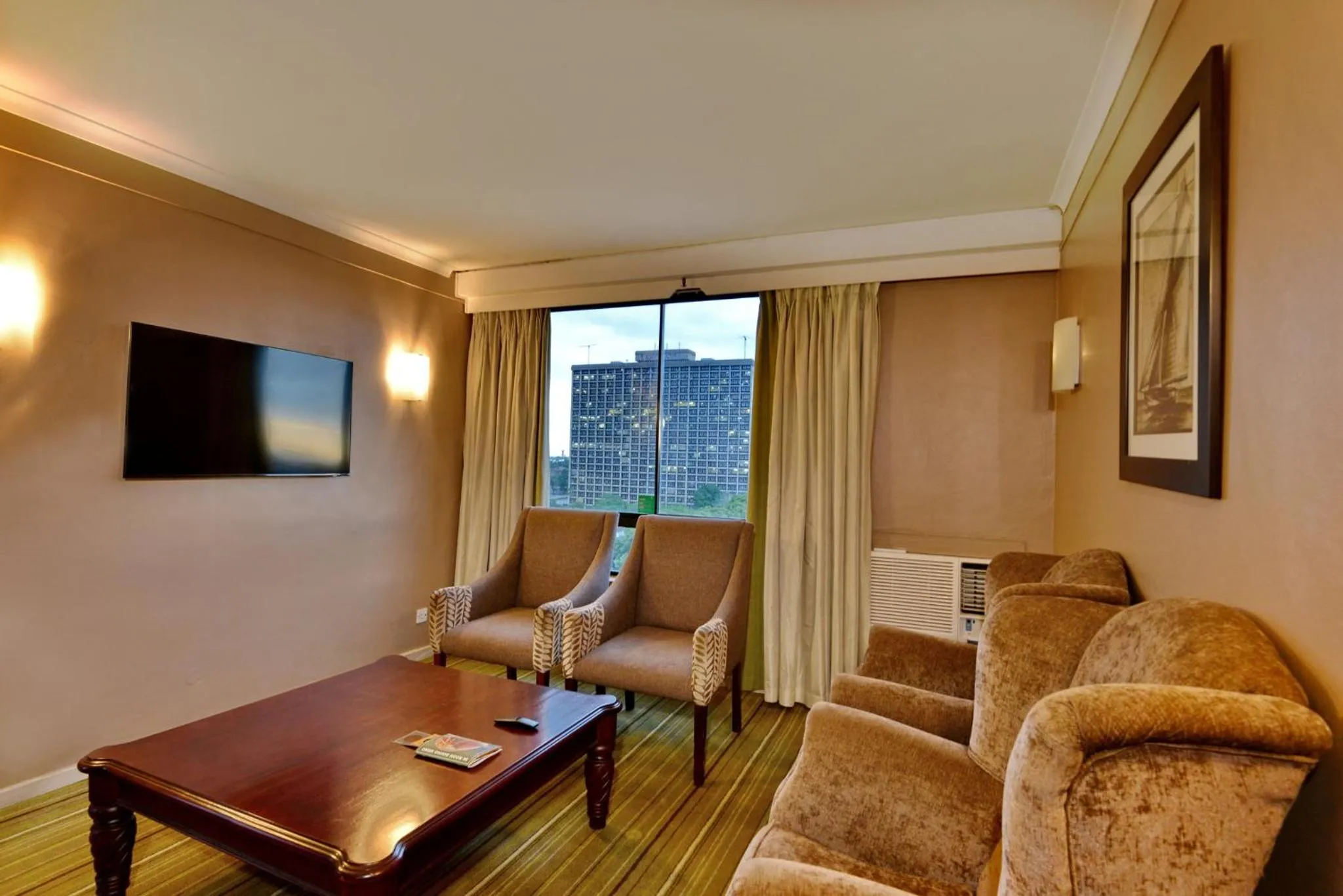 Photo of the whole room in Holiday Inn - Harare by IHG