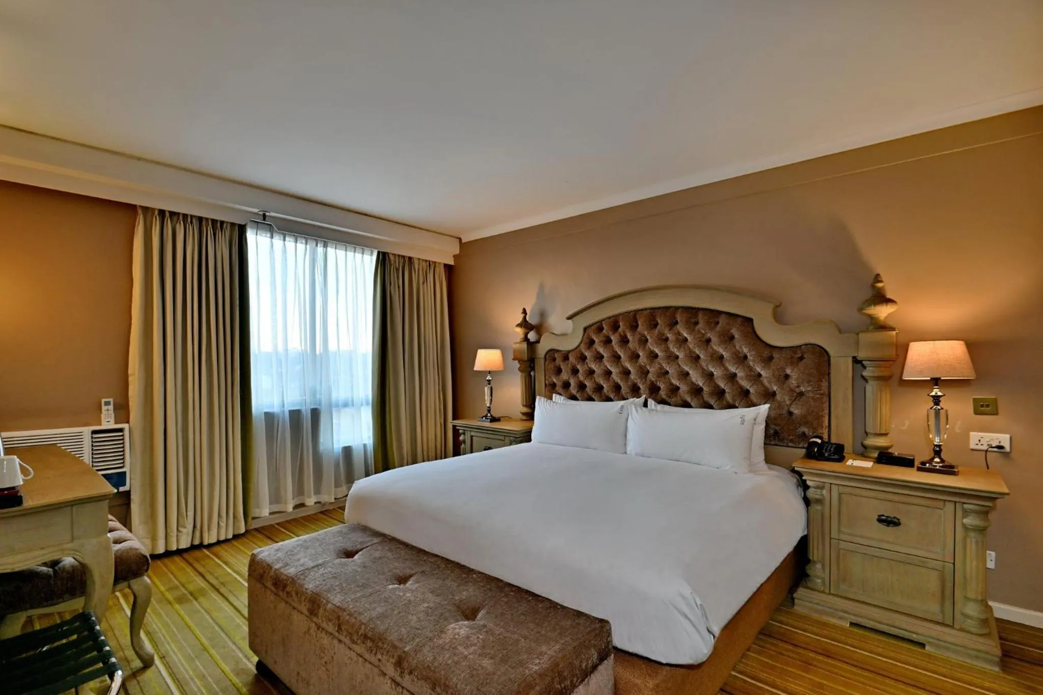 Photo of the whole room, Bed in Holiday Inn - Harare by IHG