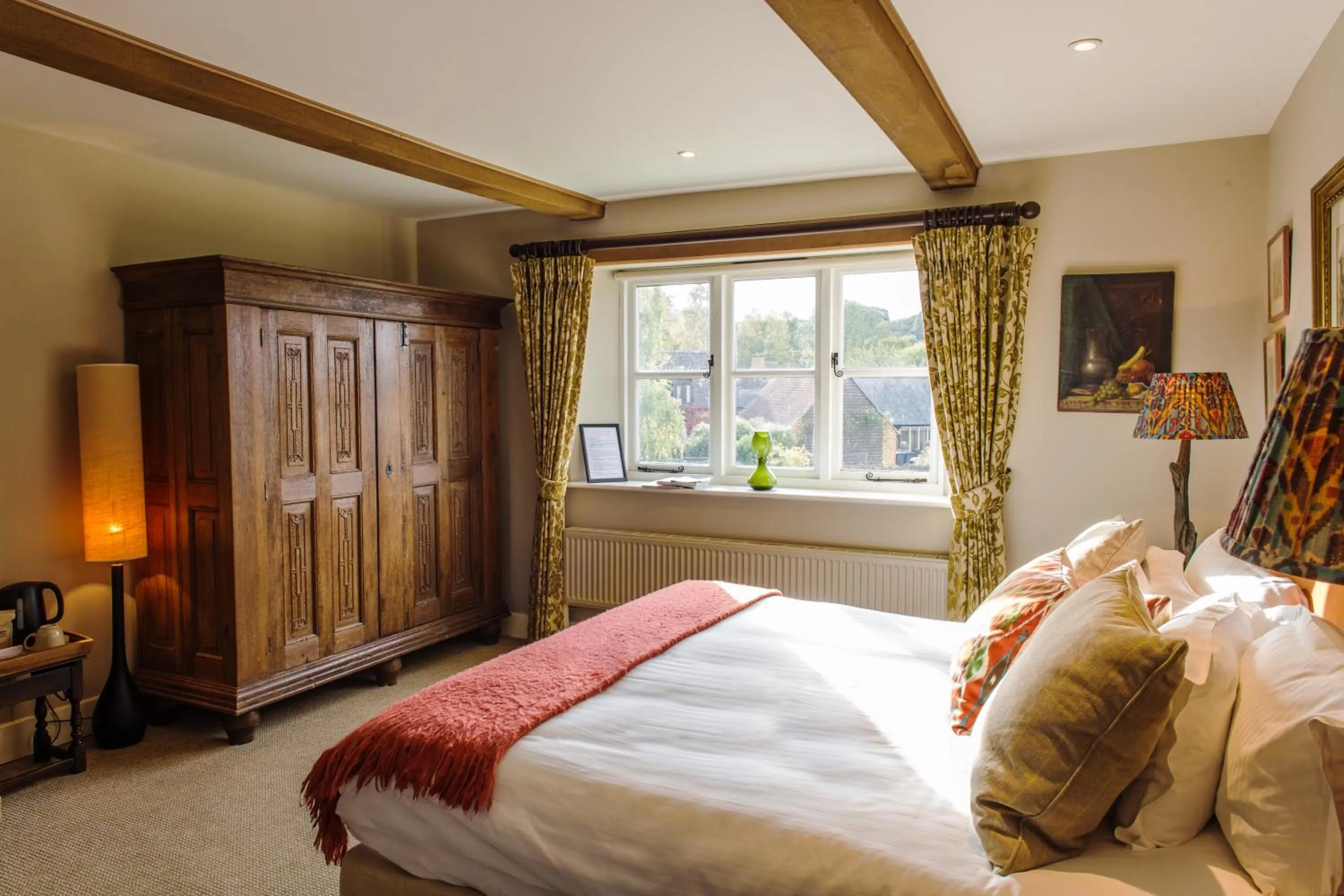 Street view, Bed in The Howard Arms