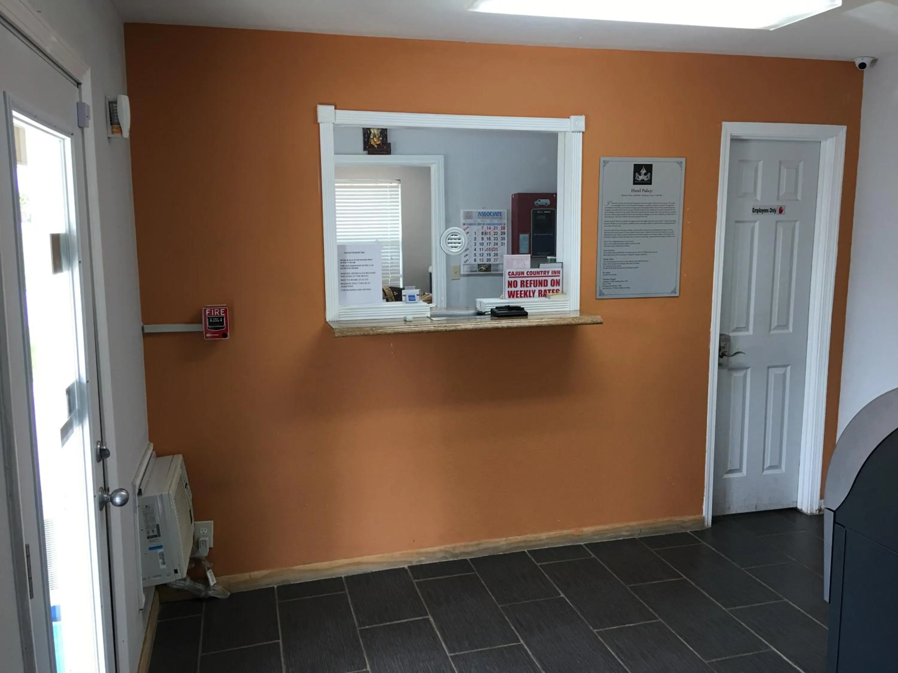 Property building in Cajun Country Inn