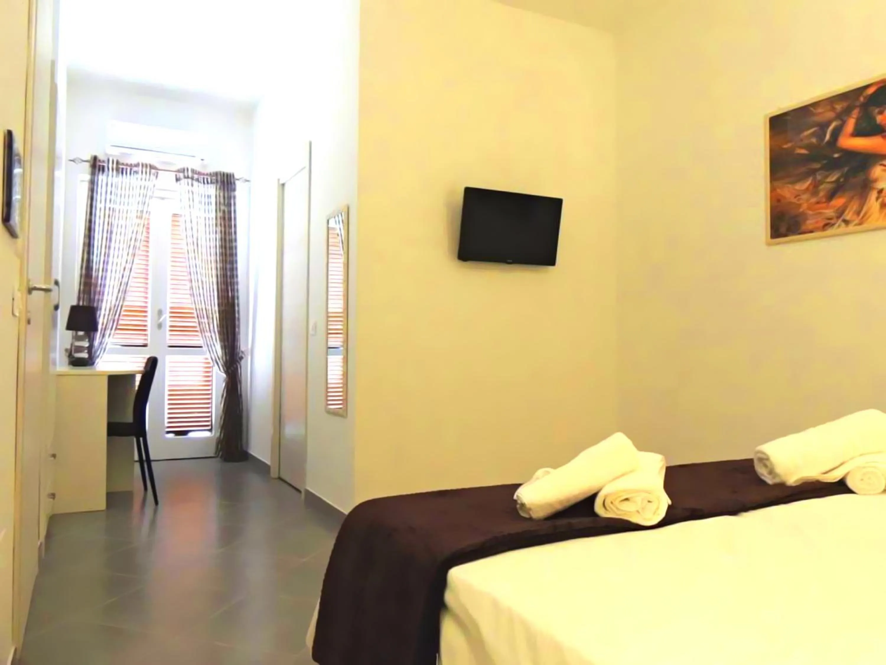 Photo of the whole room in B&B Le Ninfe