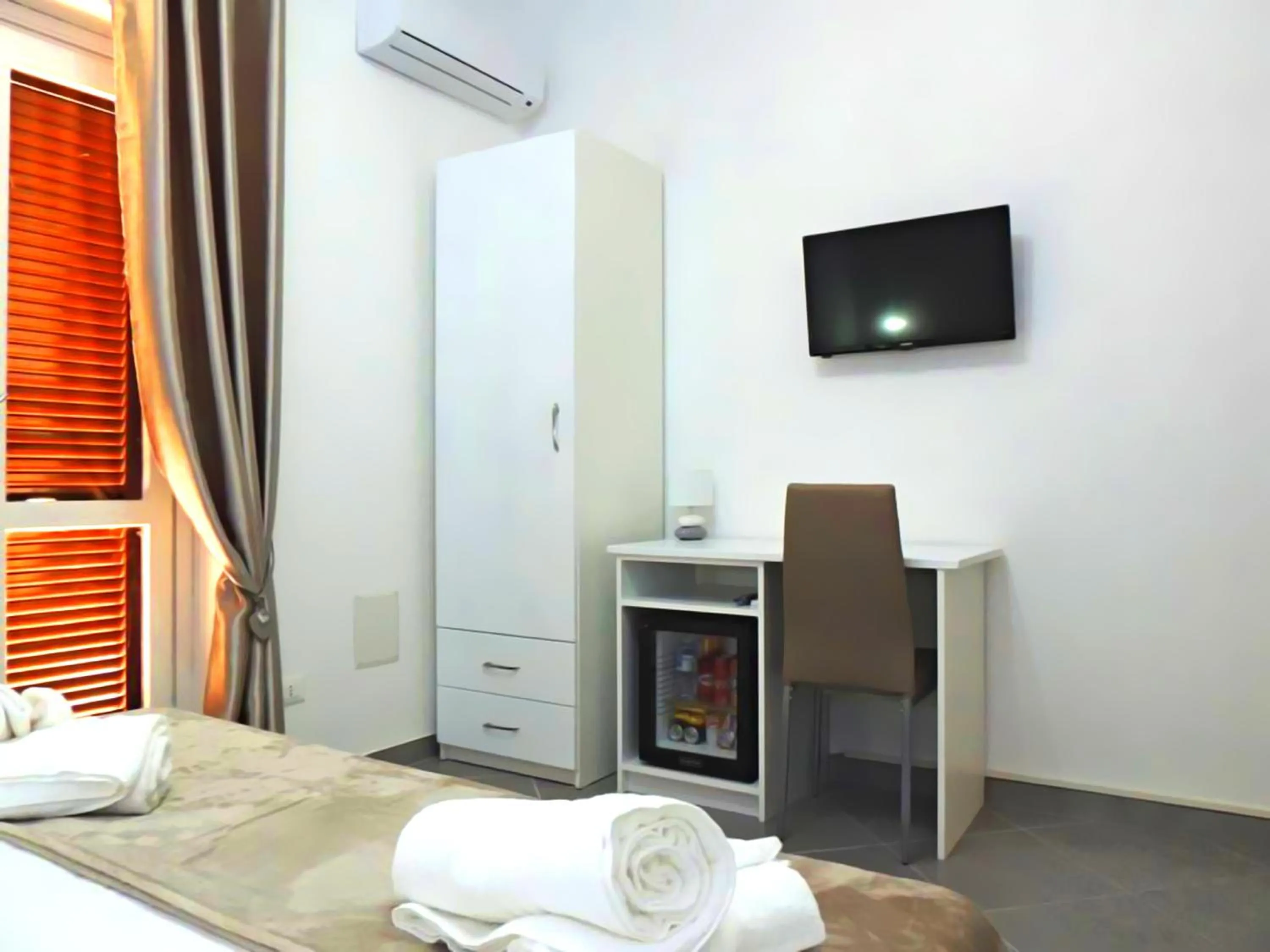 Photo of the whole room in B&B Le Ninfe