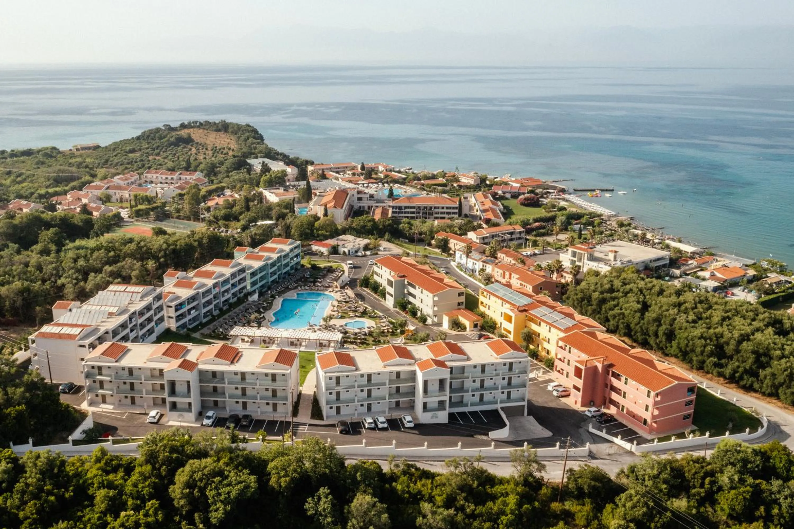 Robolla Beach Aparthotel