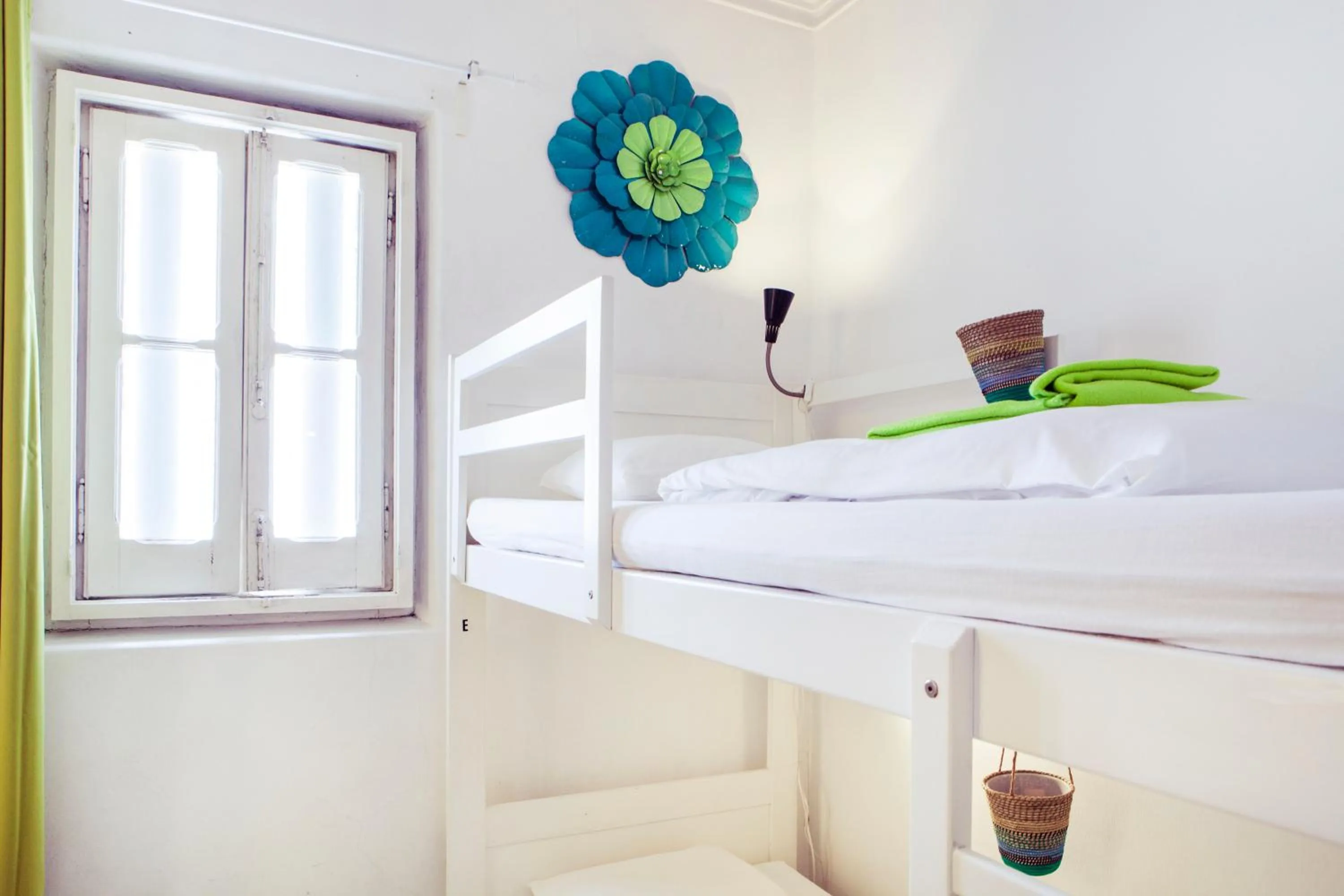 Bedroom, Bed in Lisbon Chillout Hostel