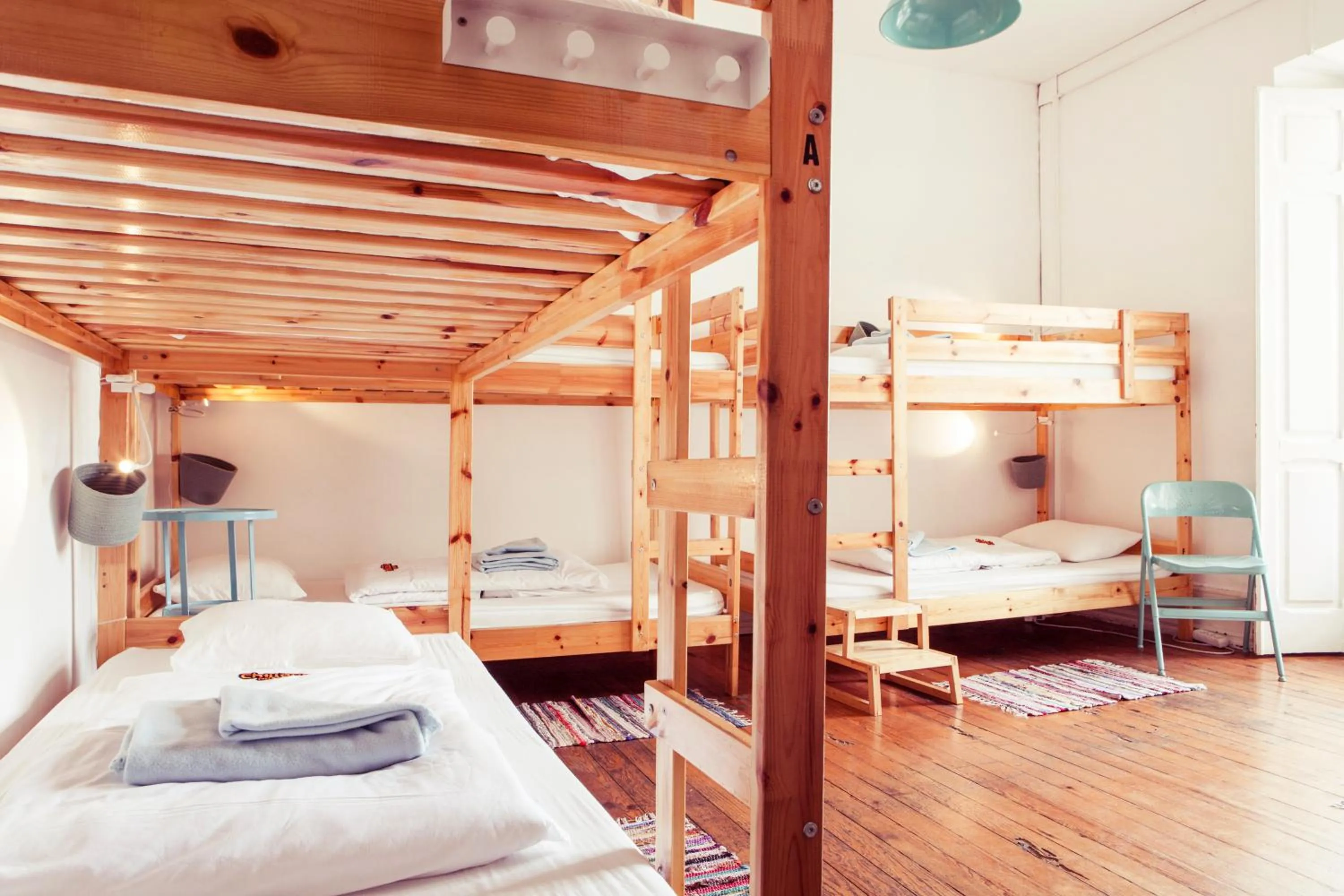 Bedroom, Bed in Lisbon Chillout Hostel