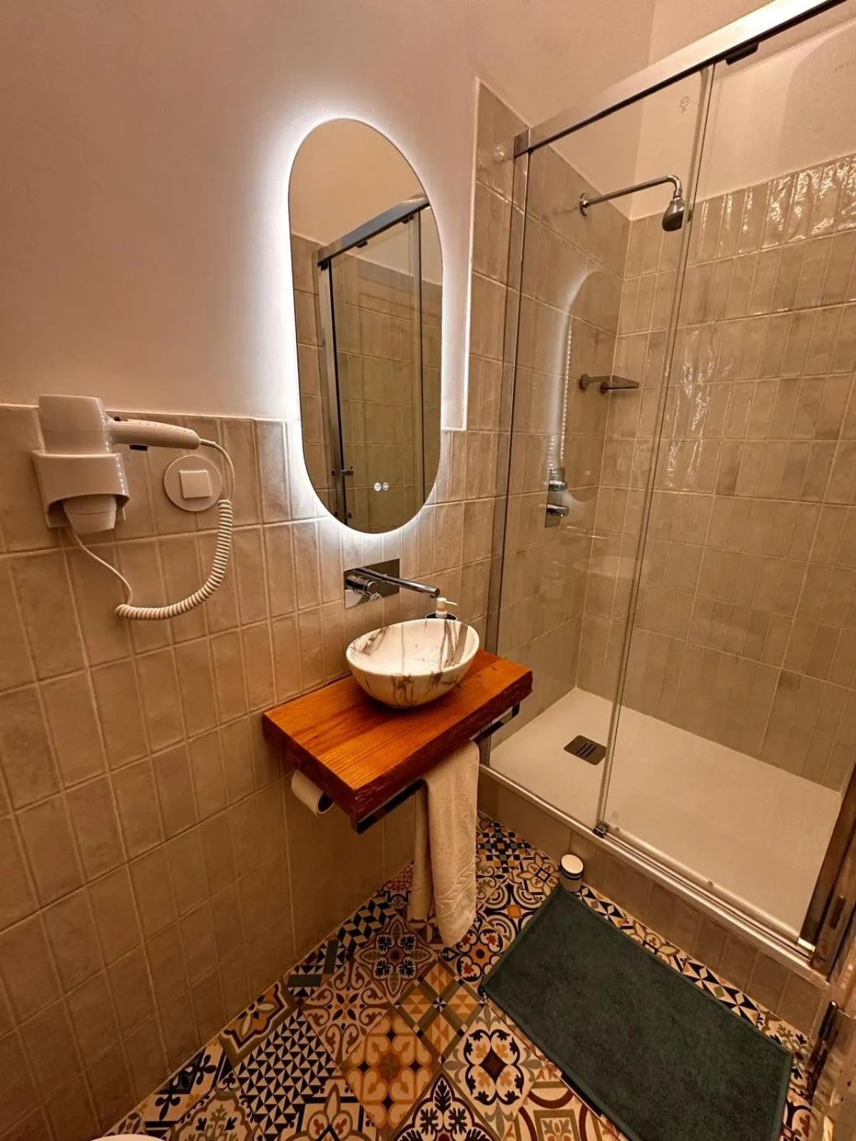 Suite with Balcony in Lisbon Chillout Hostel