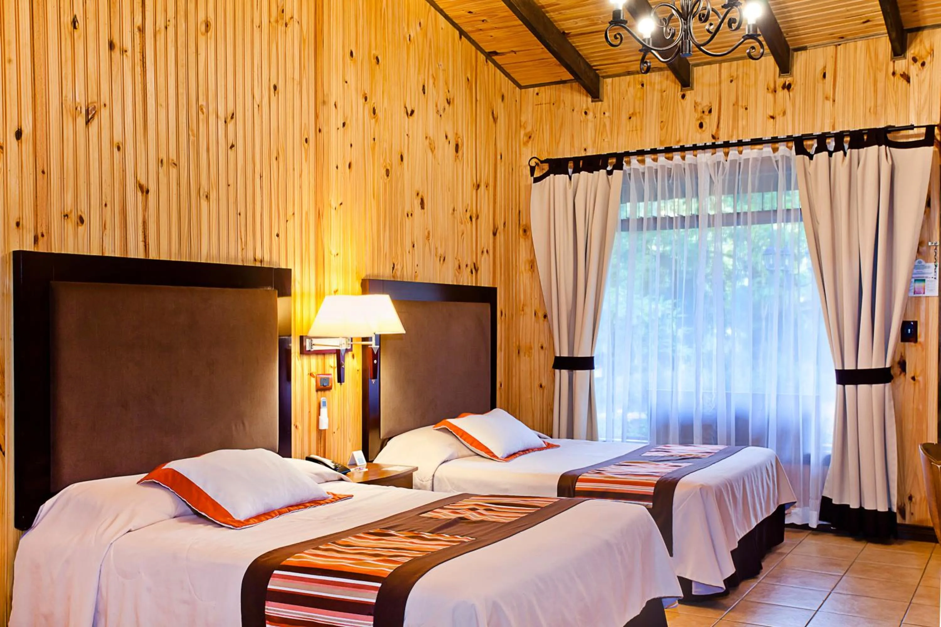 Property building, Bed in Savegre Hotel Natural Reserve & Spa