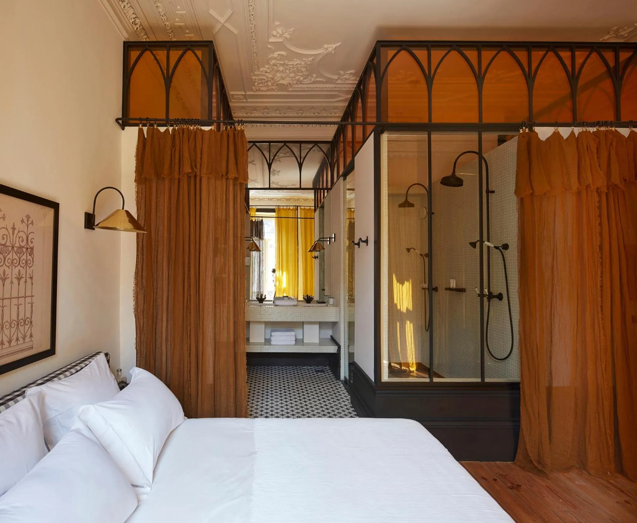 Bathroom, Bed in Cocorico Luxury House - Porto