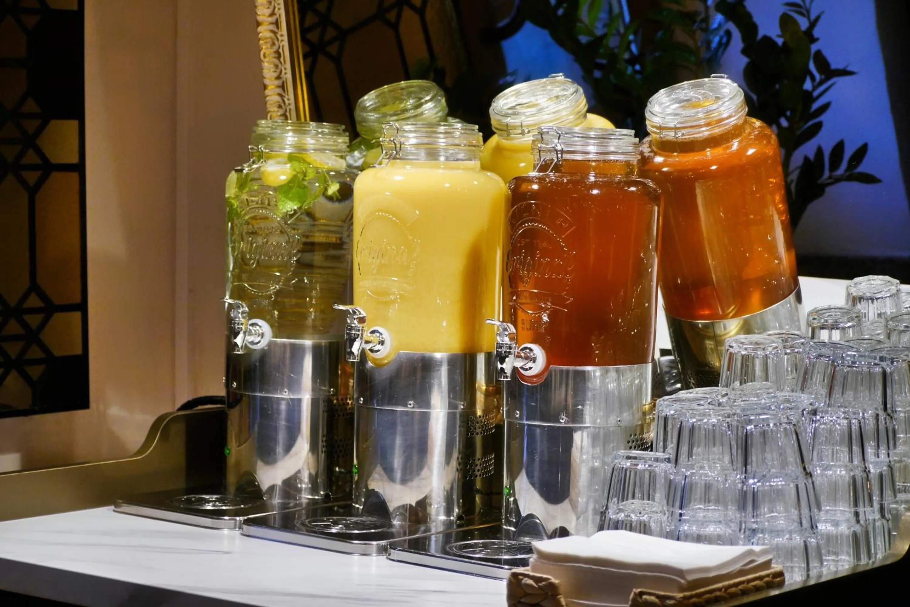 Breakfast in Pollera