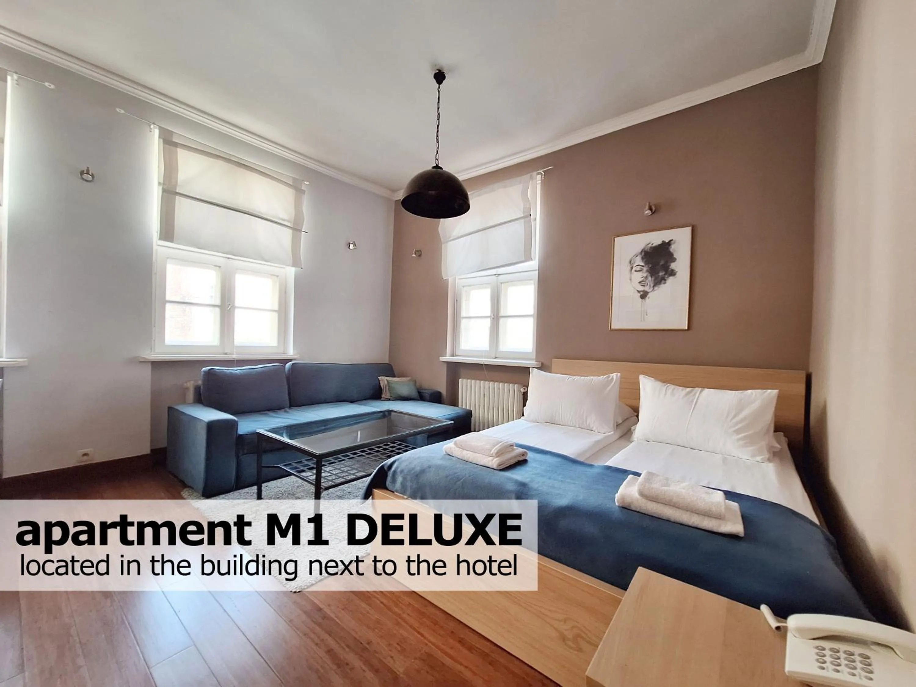 Living room, Bed in Pollera