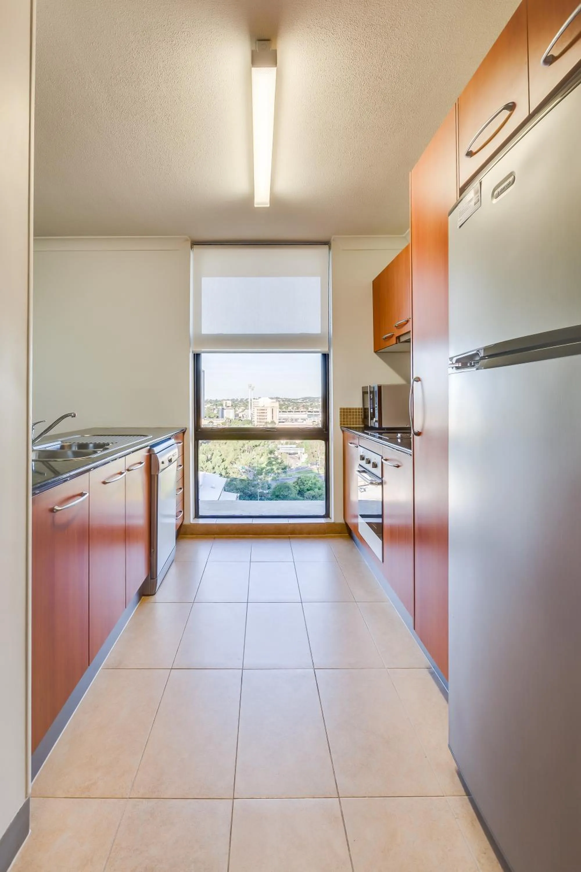 Kitchen or kitchenette in Hillcrest Apartment Hotel (formerly Central Hillcrest Apartments)