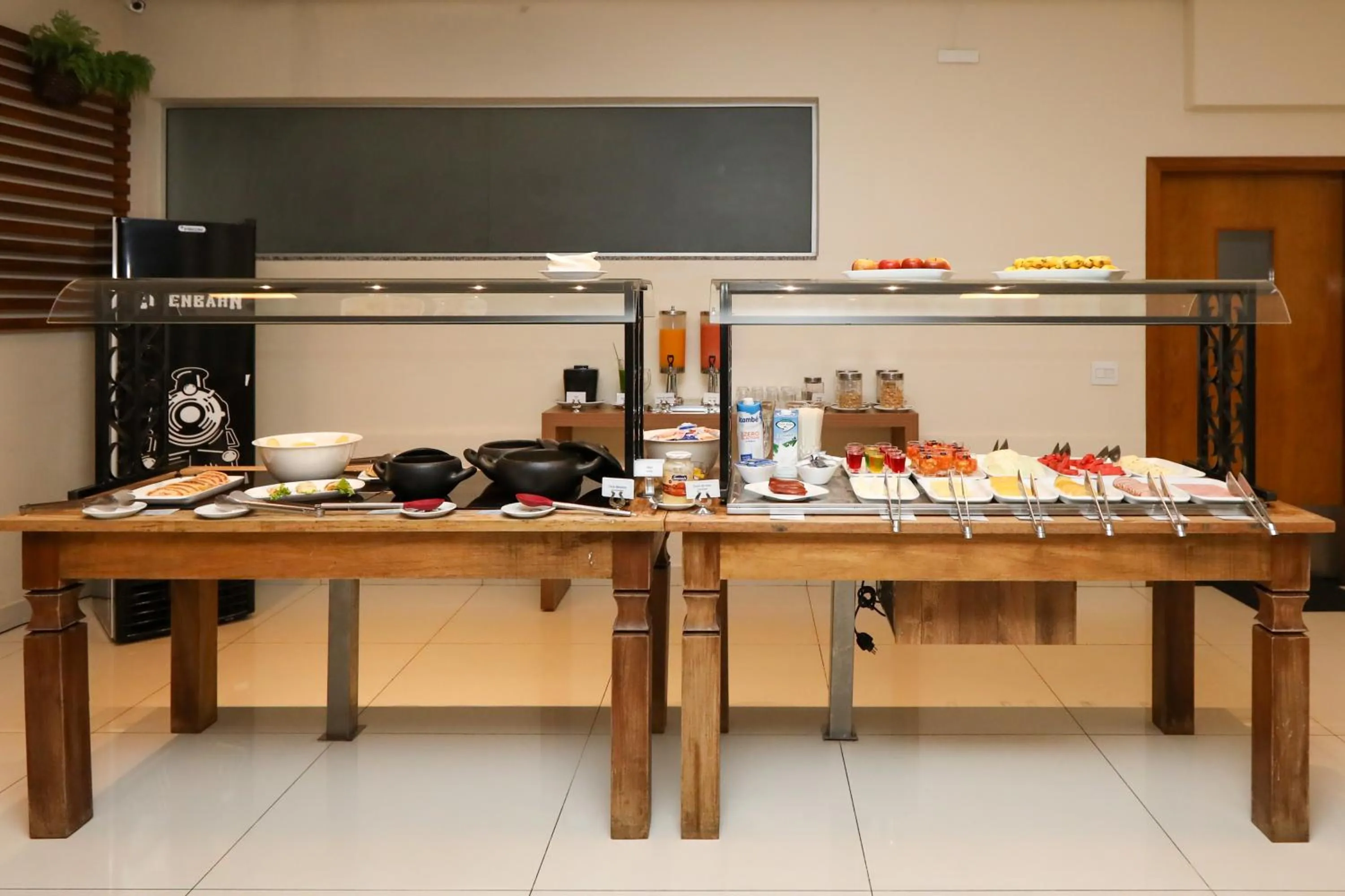 Breakfast in Hotel Amsterdam Montes Claros