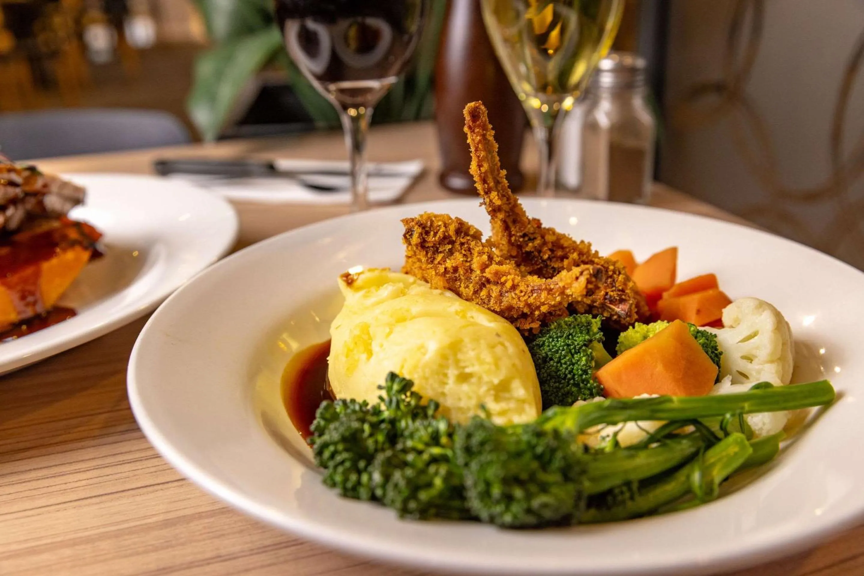 Restaurant/places to eat in Quality Hotel Rules Club Wagga