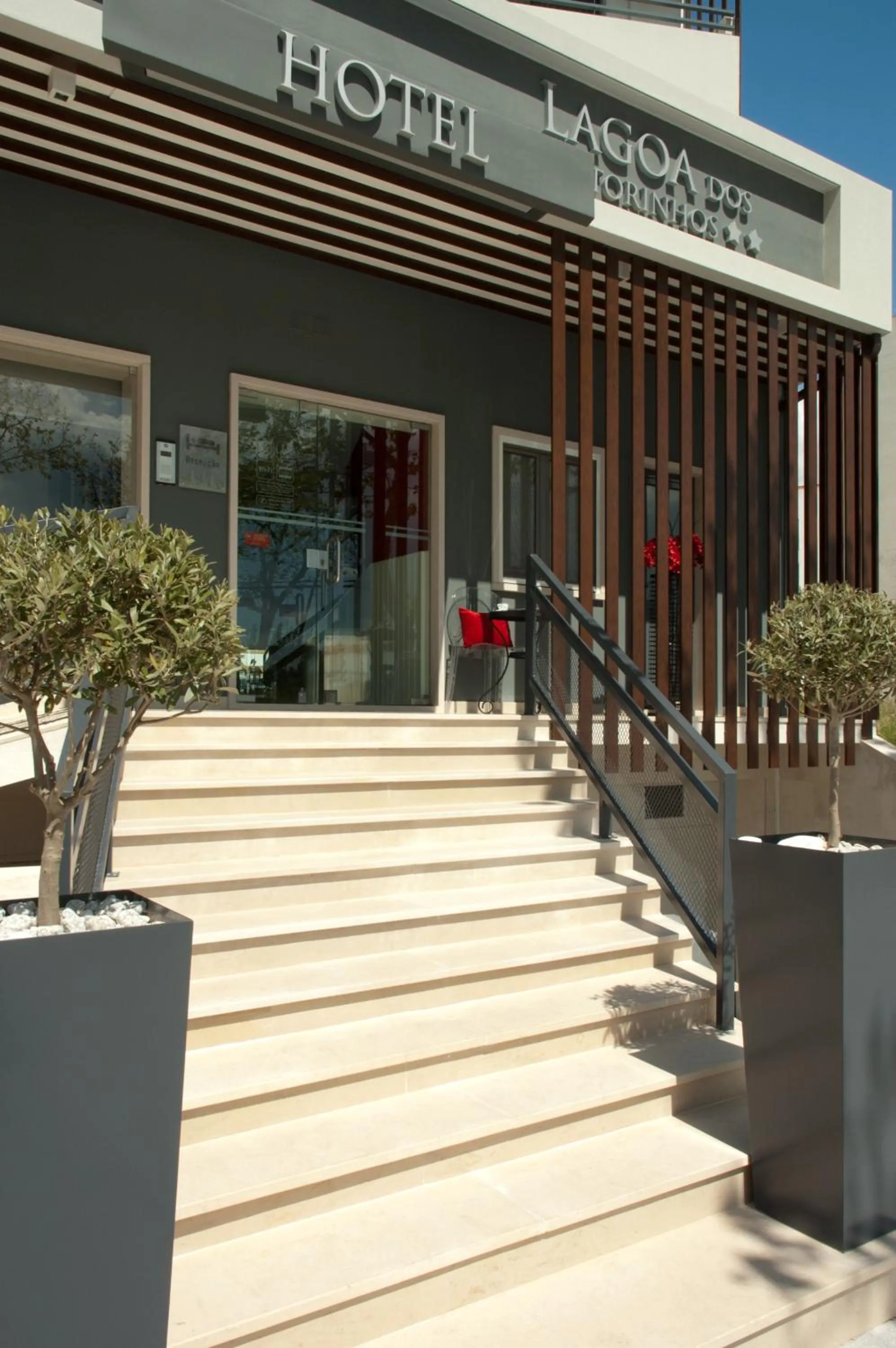 Facade/entrance in Hotel Lagoa dos Pastorinhos