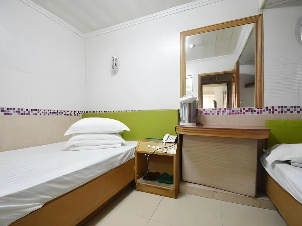 Bed in Astronaut's Hotel