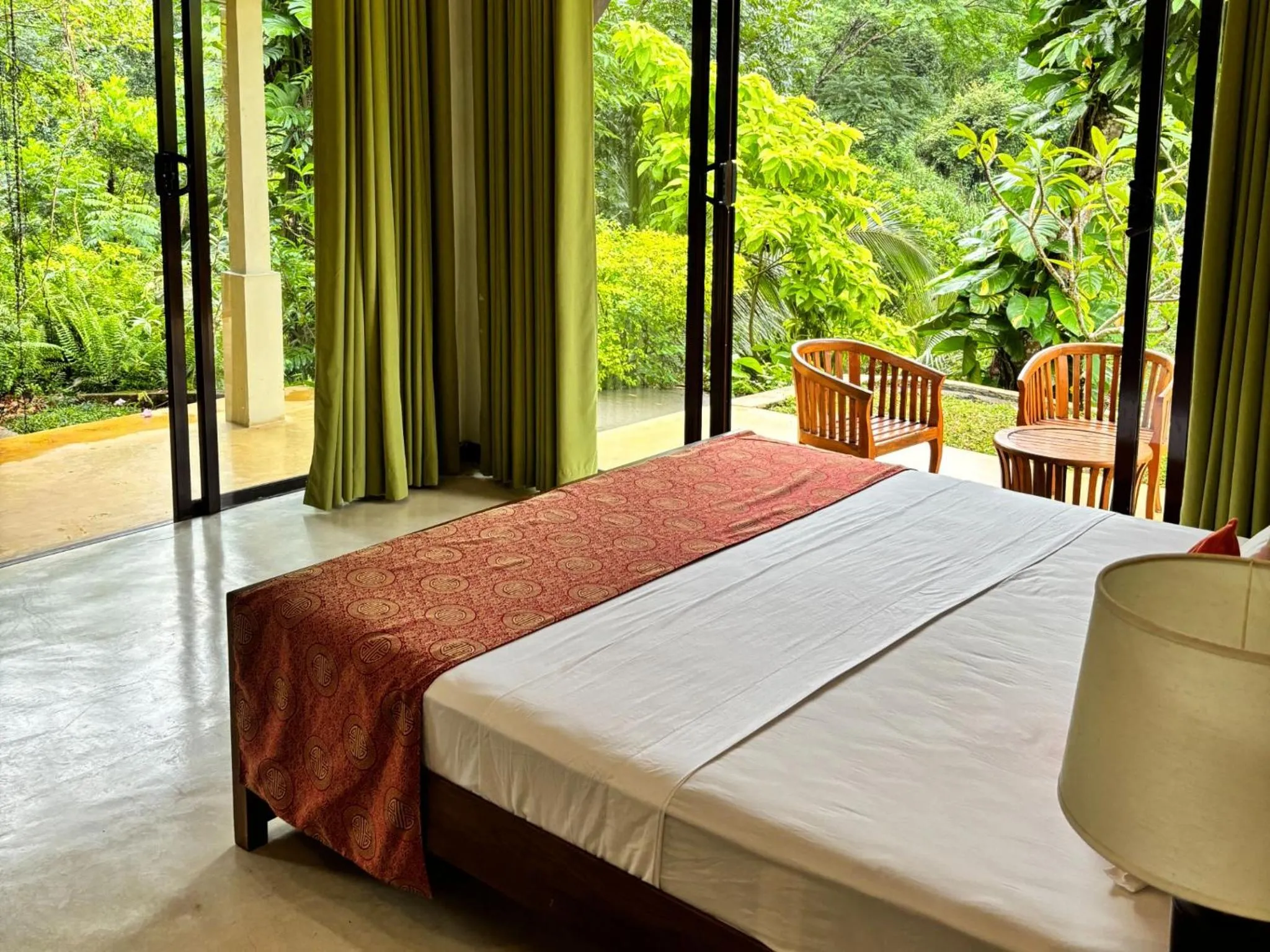 Bed in Aqua Dunhinda Villa