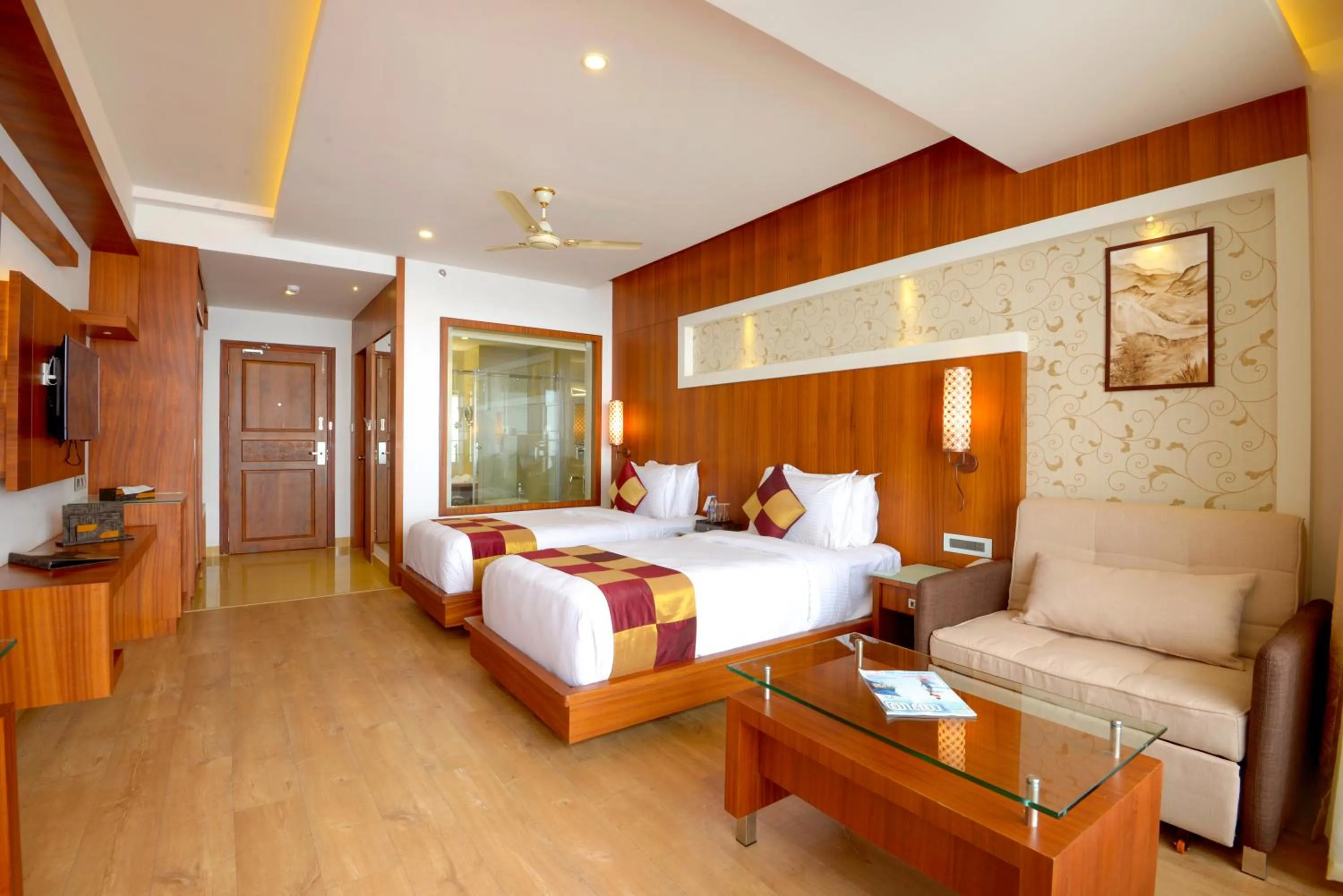 Photo of the whole room, Bed in Amber Dale Luxury Hotel & Spa, Munnar