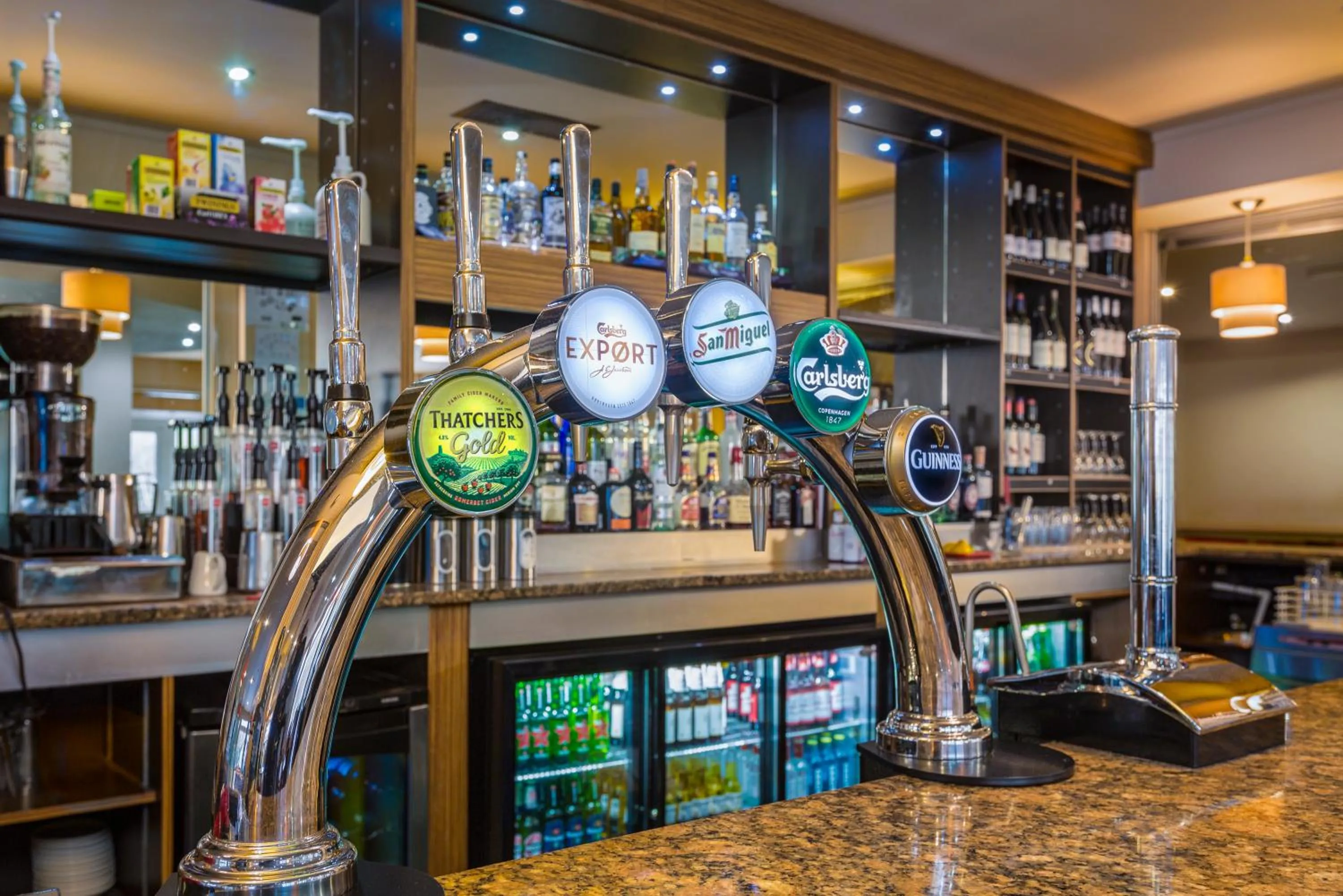 Alcoholic drinks in Best Western The Dartmouth Hotel, Golf & Spa