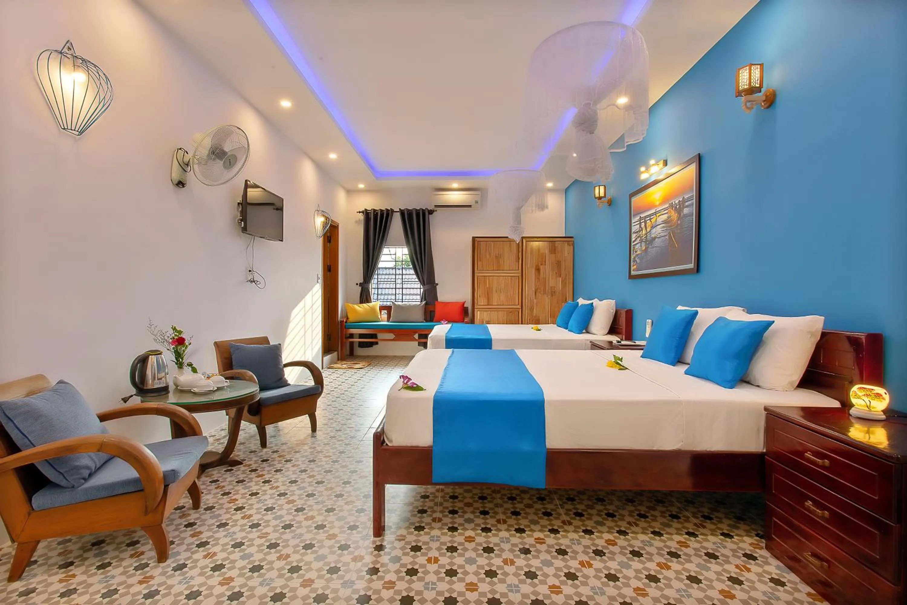 Photo of the whole room, Bed in Lang Dong An Bang