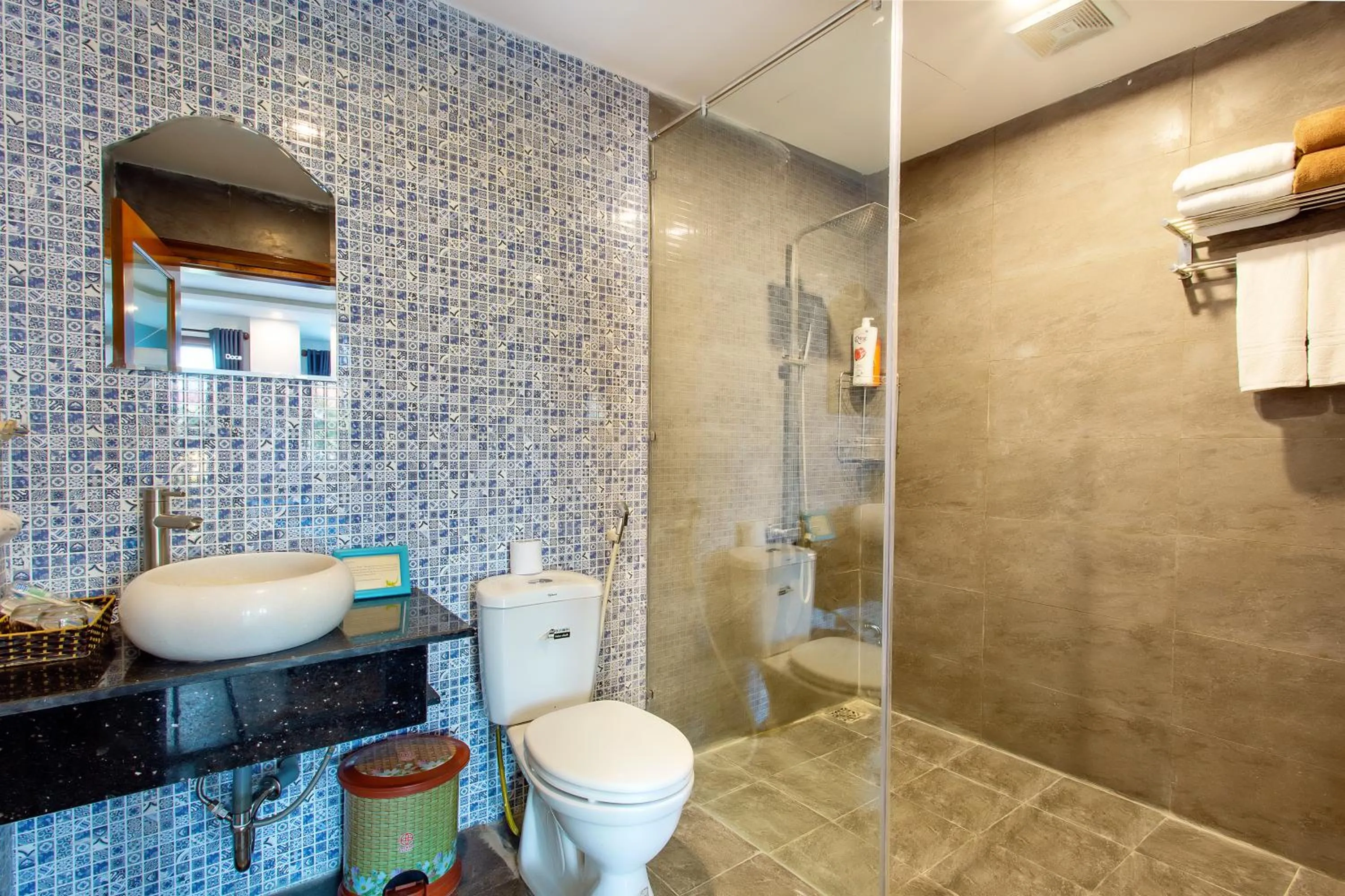 Bathroom in Lang Dong An Bang