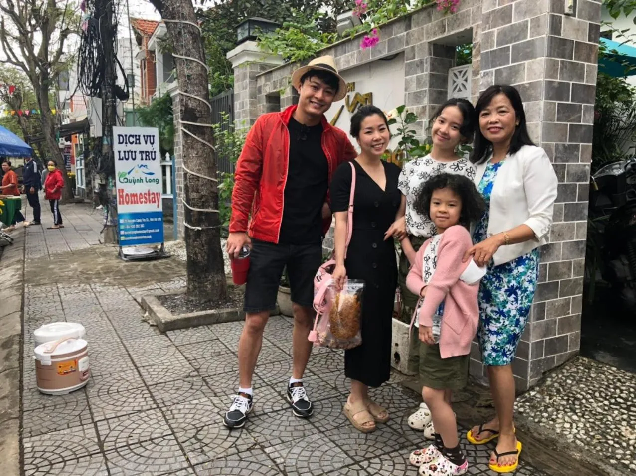 People in Quynh Long Villa