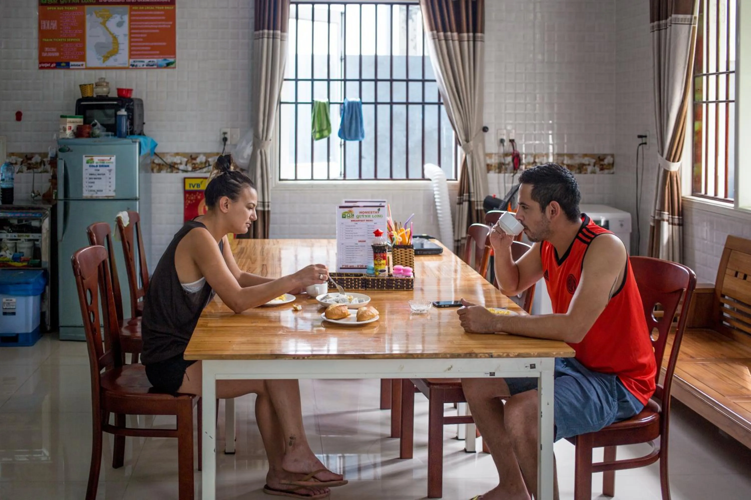 Restaurant/places to eat in Quynh Long Villa